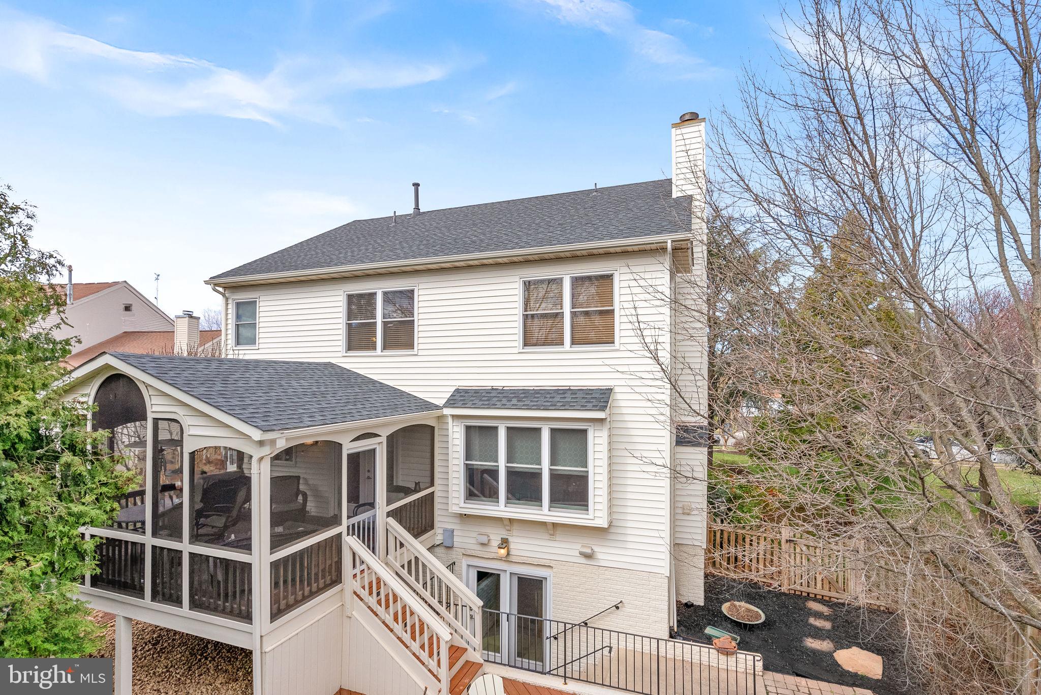 FARMWELL HUNT - Residential