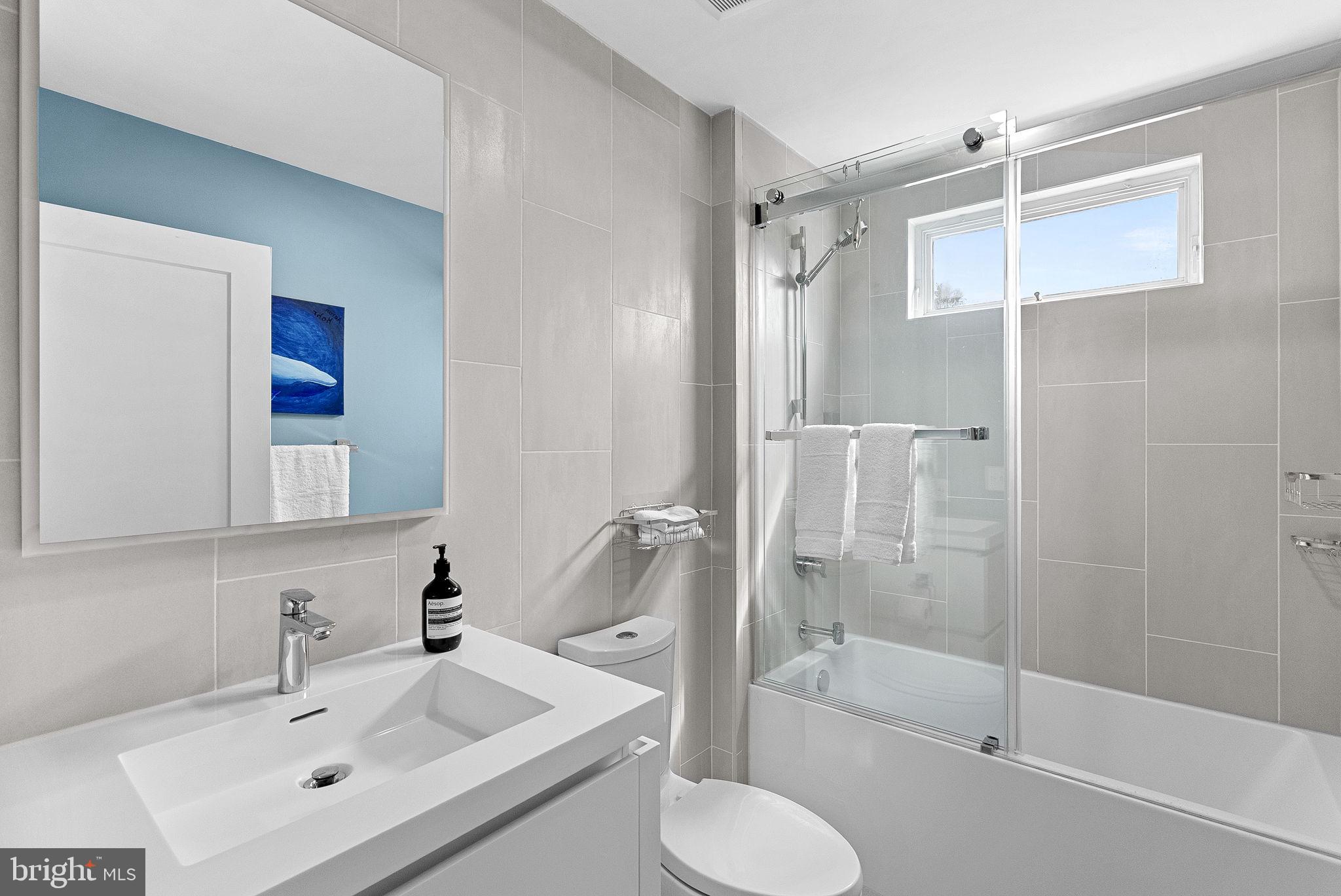 FARMWELL HUNT - Residential