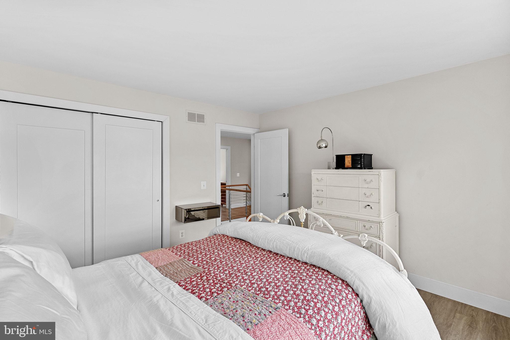 FARMWELL HUNT - Residential