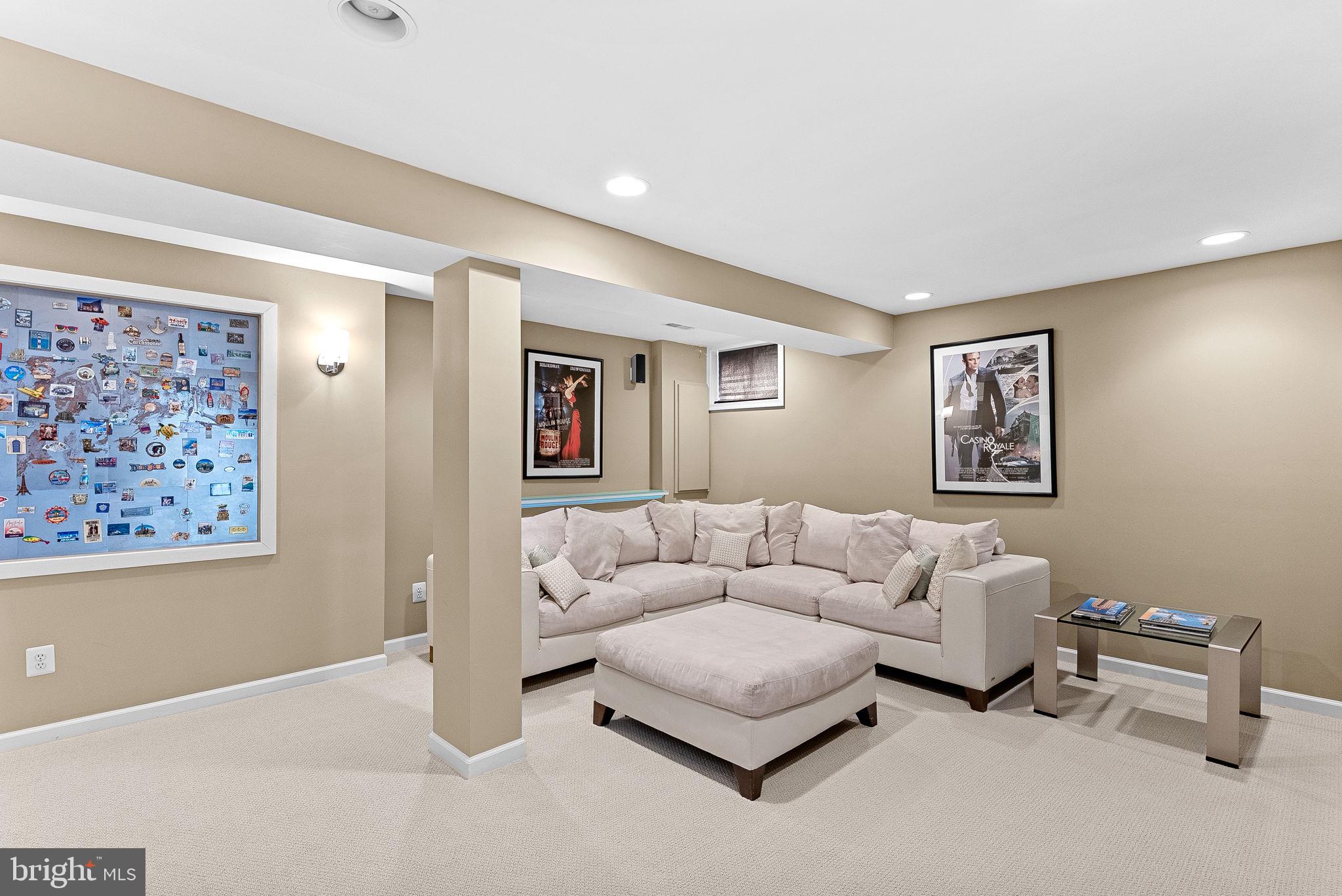 FARMWELL HUNT - Residential