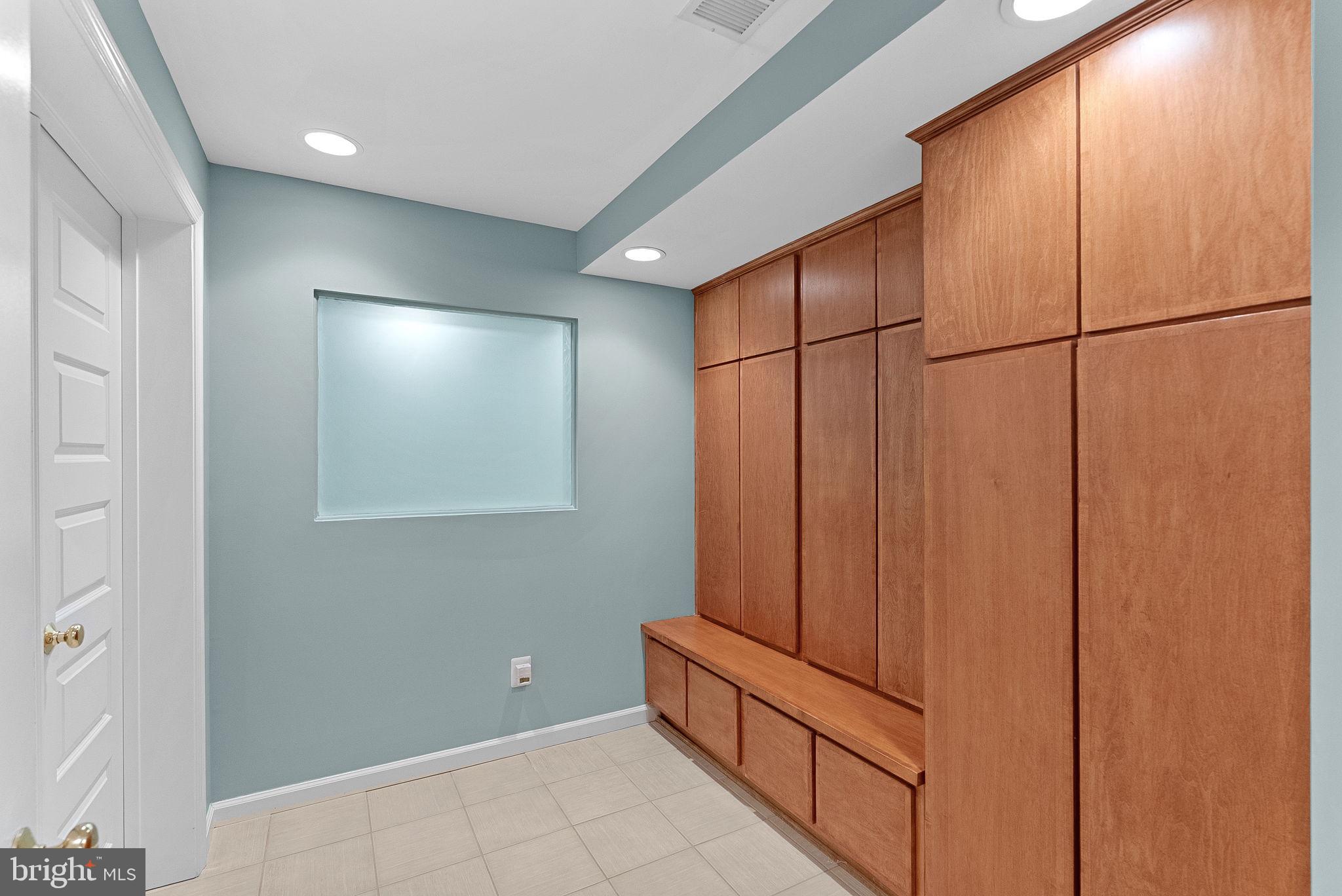 FARMWELL HUNT - Residential