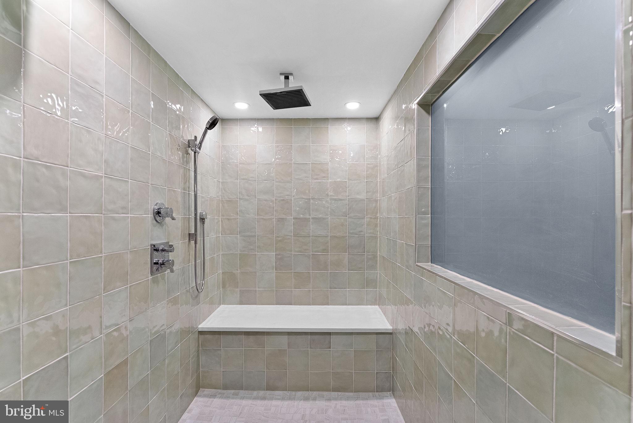 FARMWELL HUNT - Residential