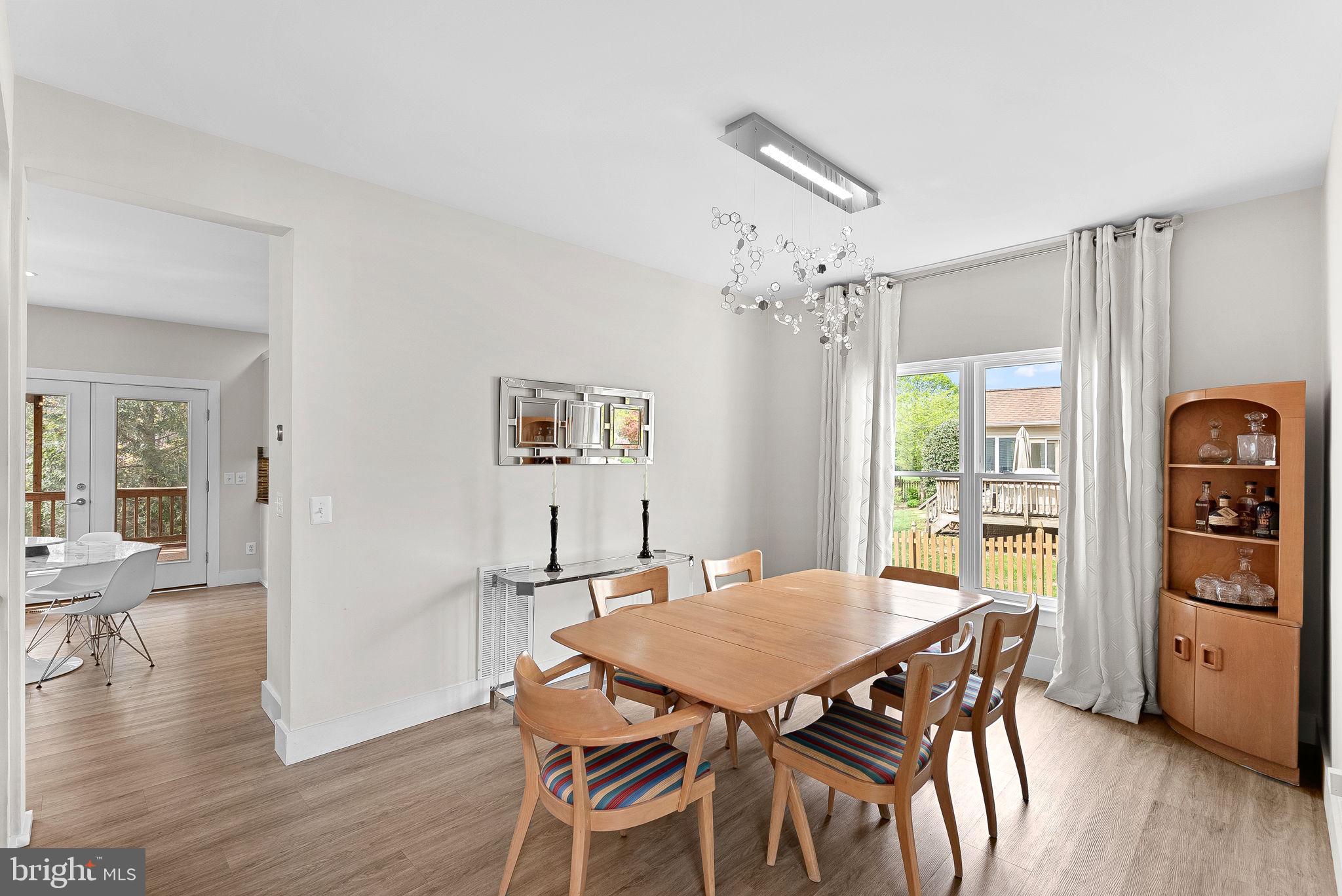 FARMWELL HUNT - Residential