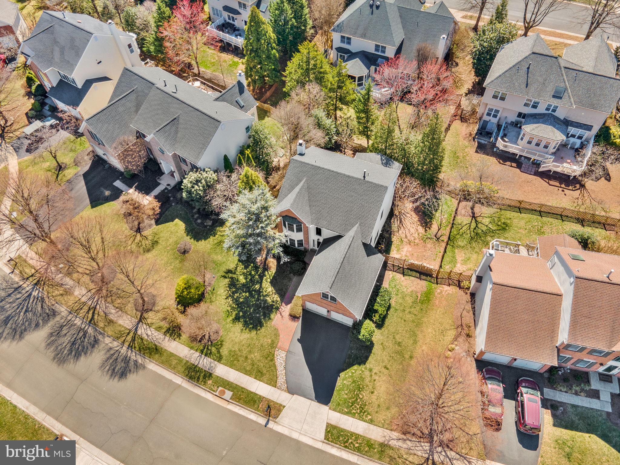 FARMWELL HUNT - Residential