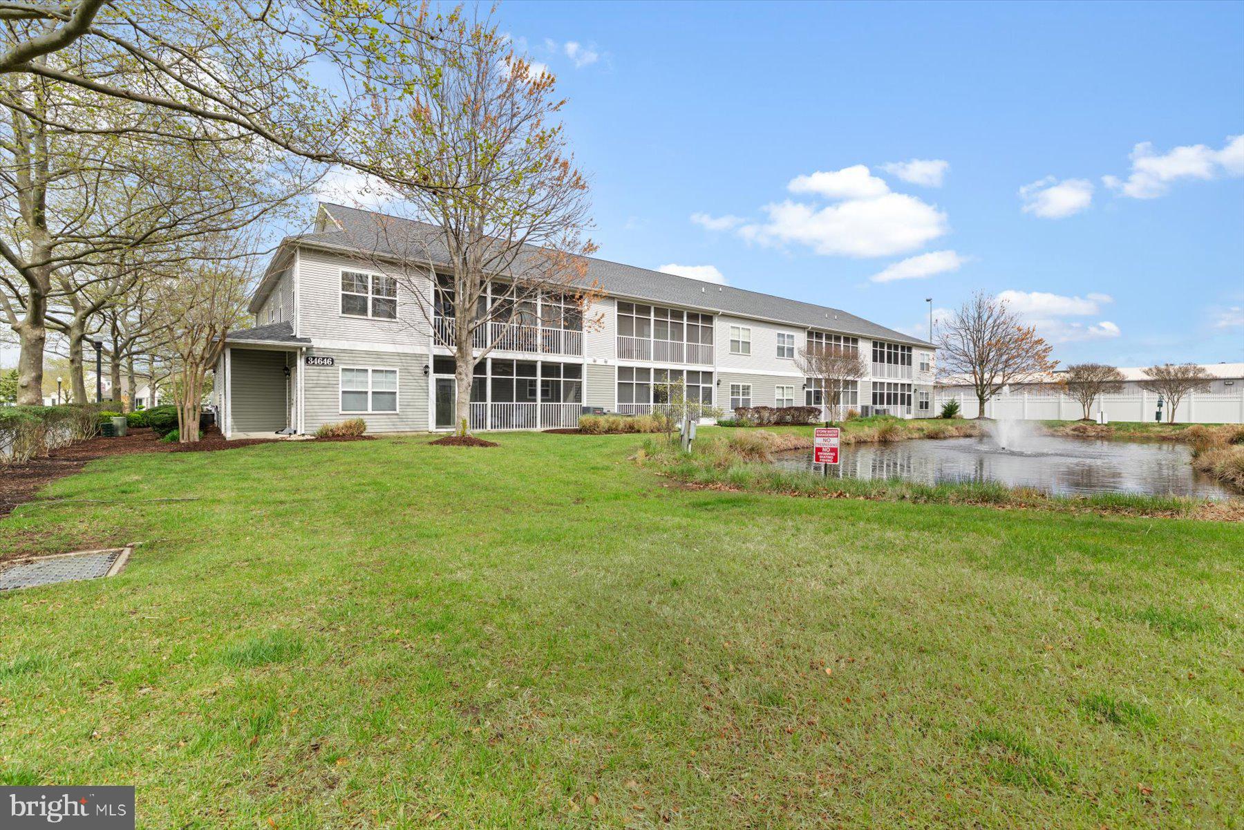 VILLAS AT BAY CROSSING - Residential