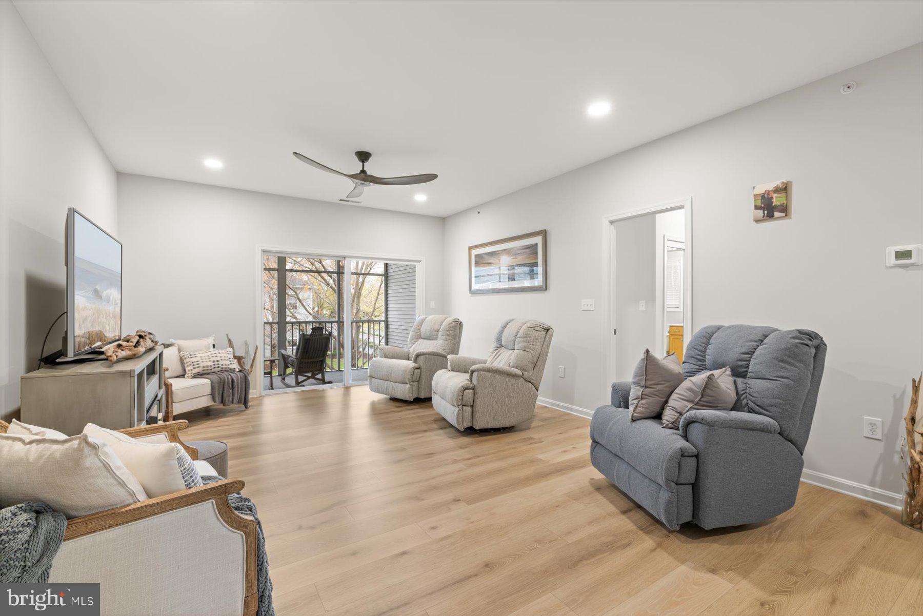 VILLAS AT BAY CROSSING - Residential