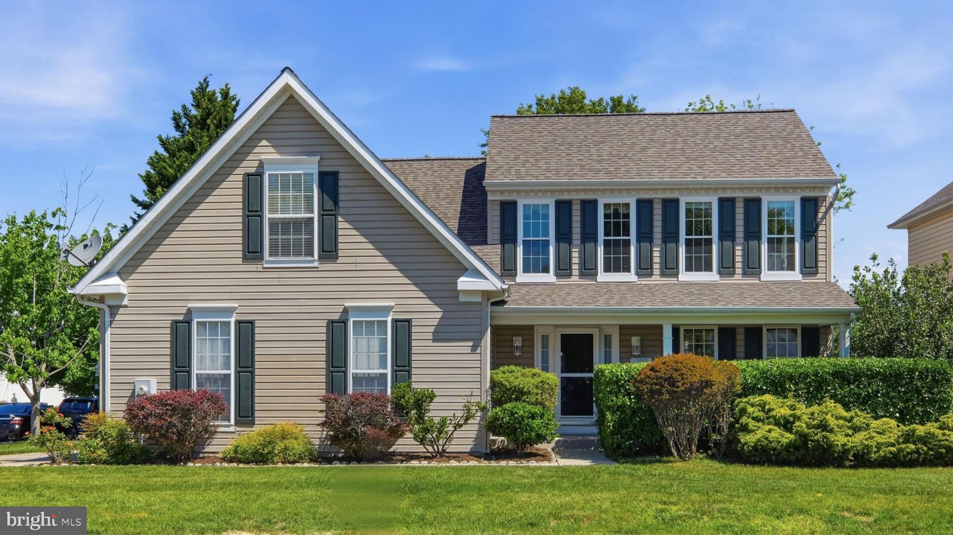 303 CREEKS END LANE