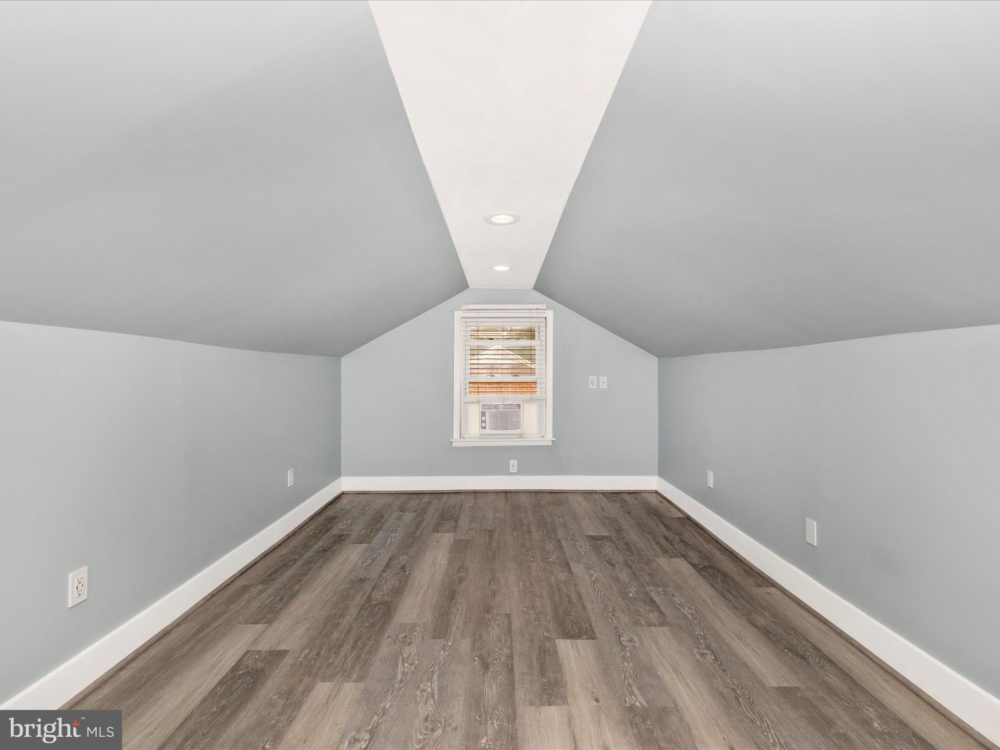 FAIRFIELD - Residential