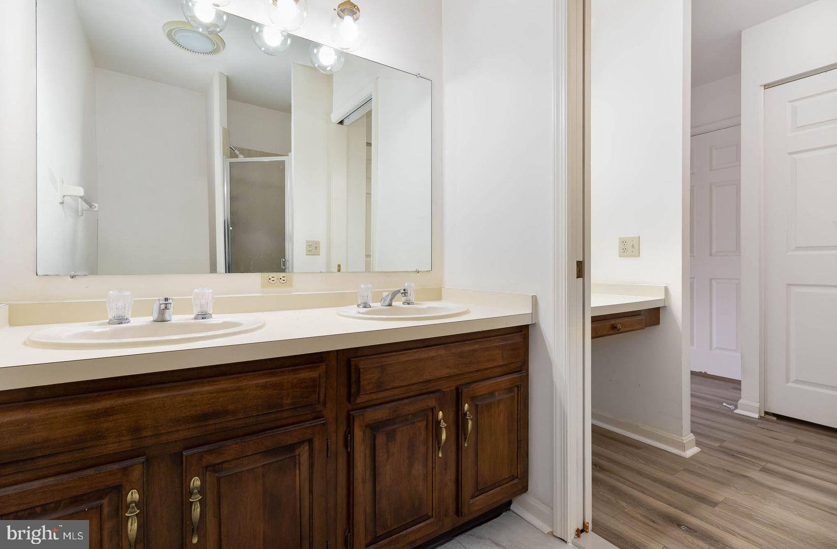 OAKMONT - Residential Lease