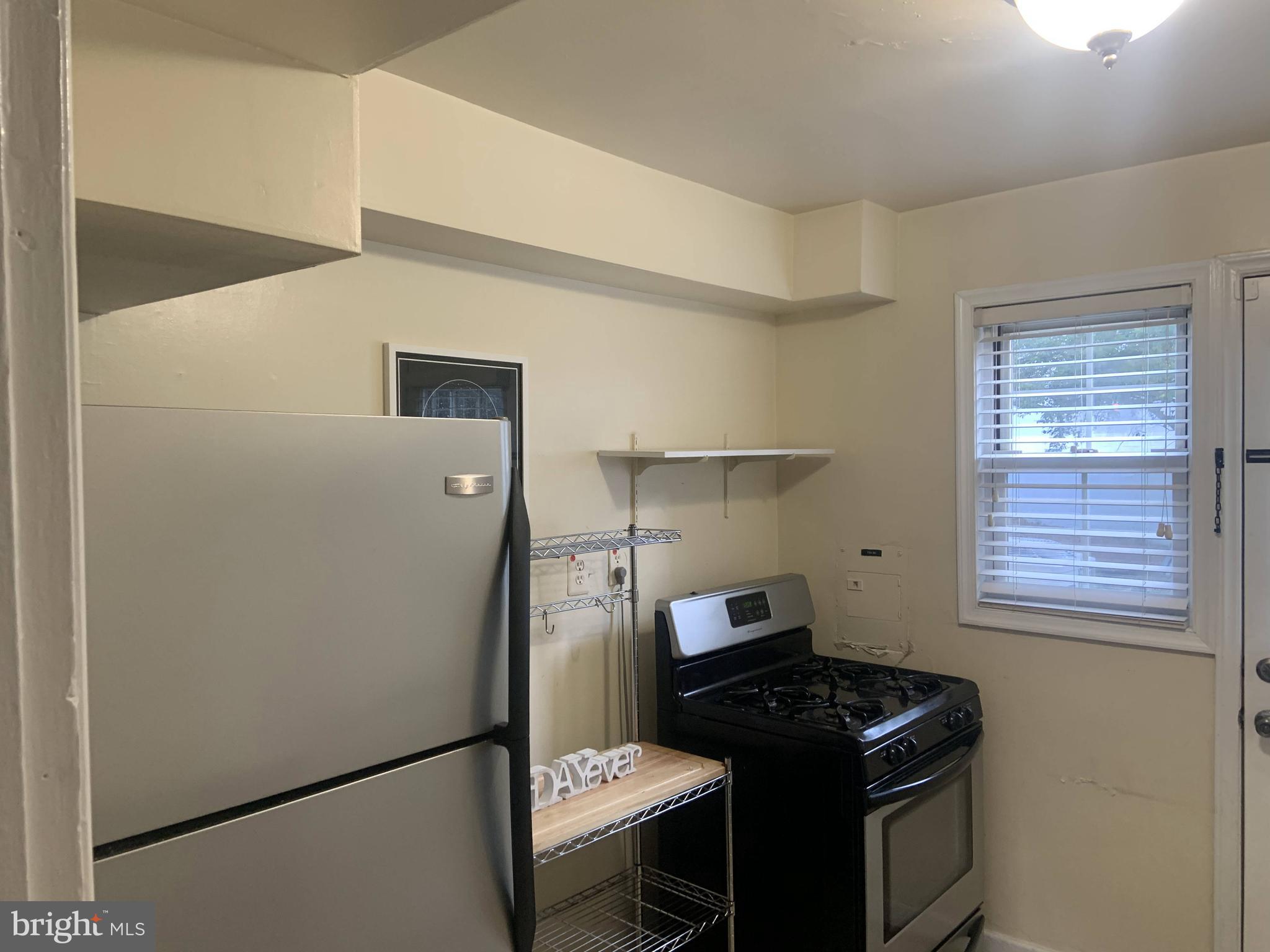 ASHTON HEIGHTS - Residential Lease