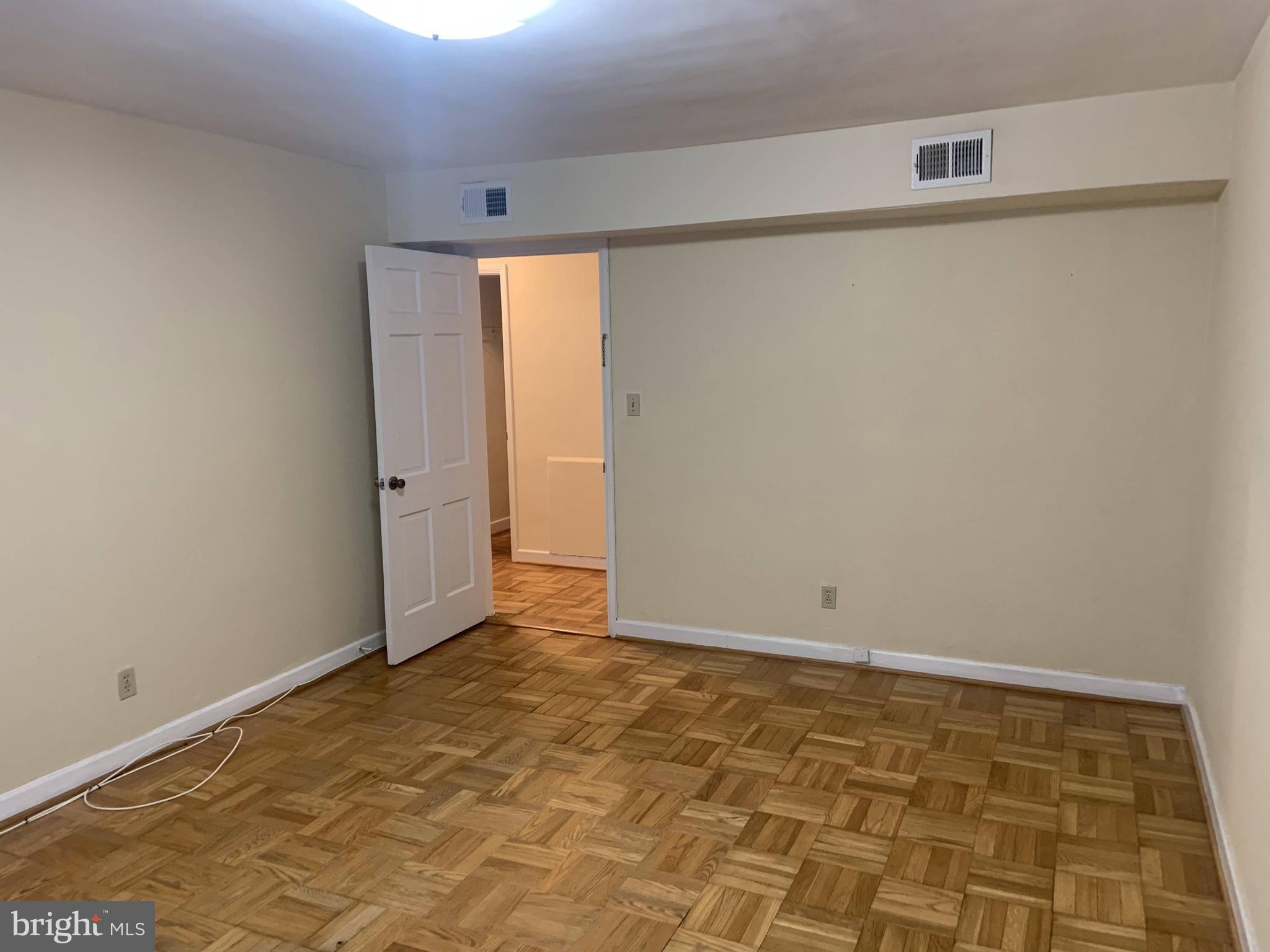 ASHTON HEIGHTS - Residential Lease