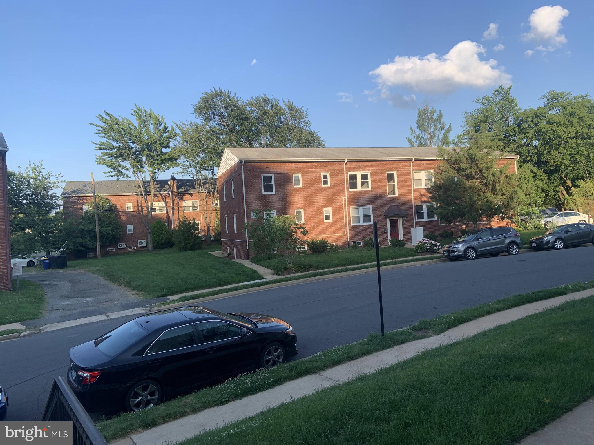 ASHTON HEIGHTS - Residential Lease