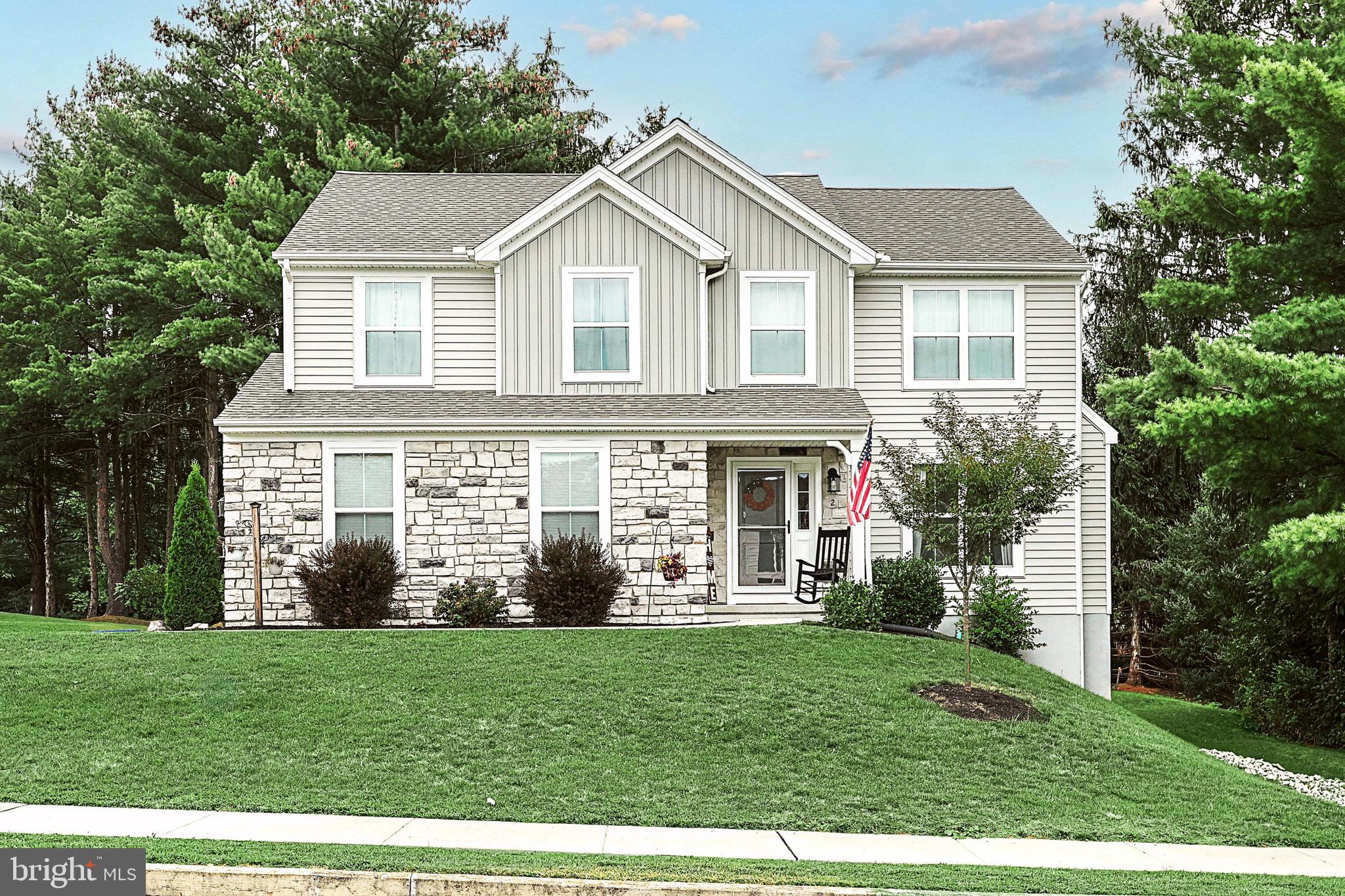 MOUNTAIN CREST ESTATES - Residential