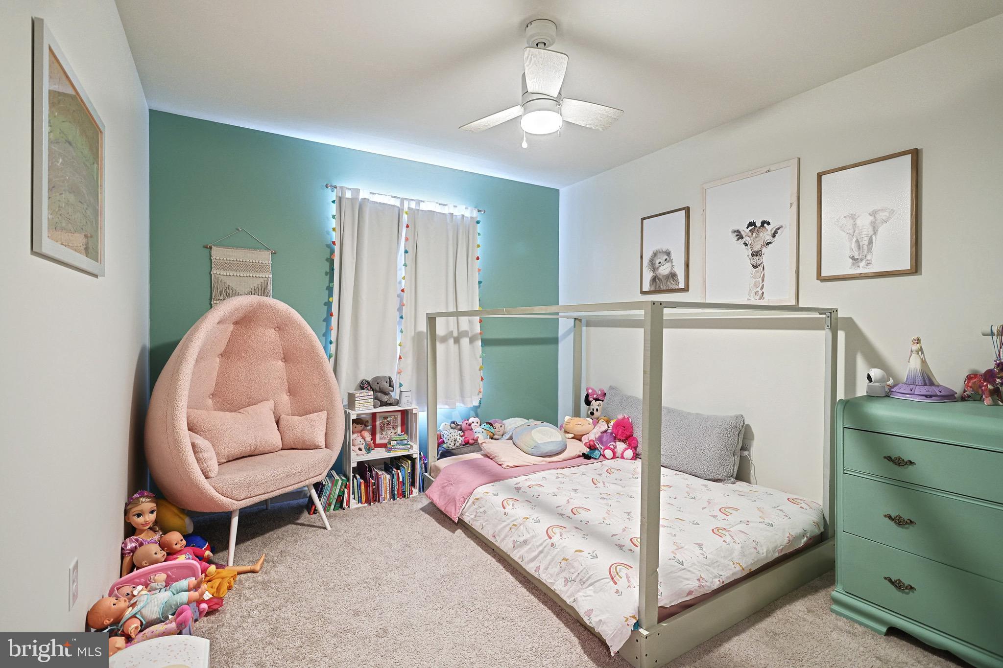 MOUNTAIN CREST ESTATES - Residential