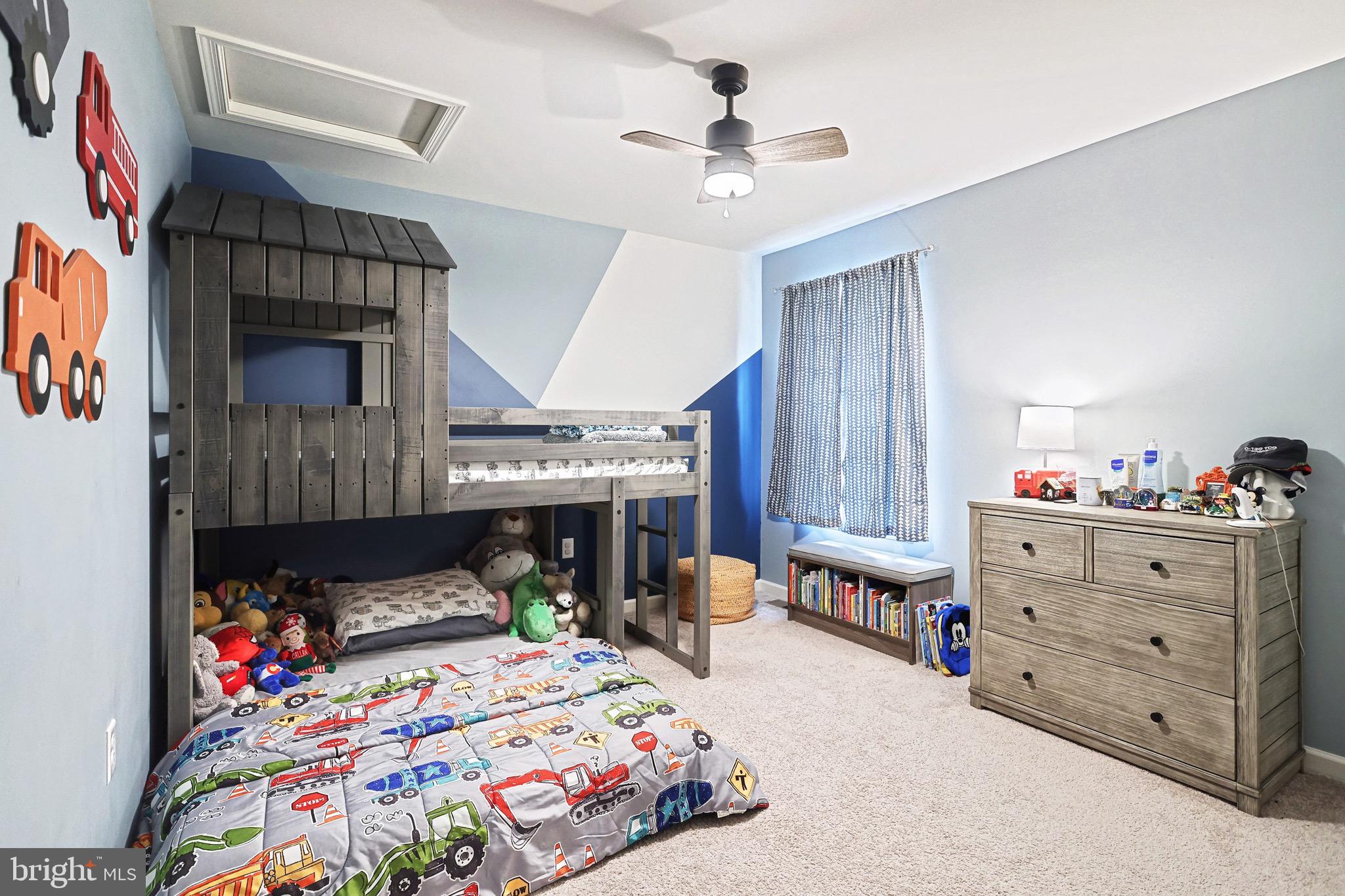 MOUNTAIN CREST ESTATES - Residential