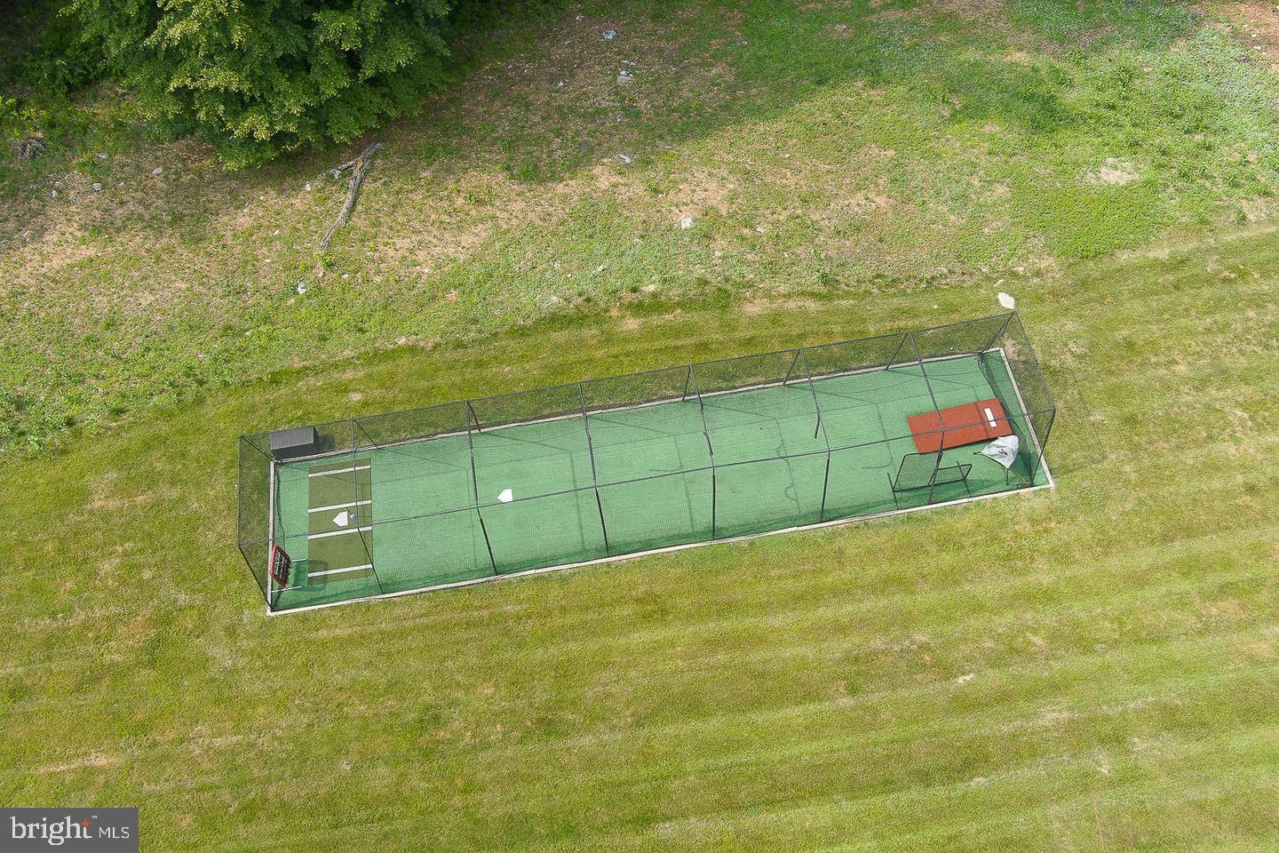 BLACKBERRY HILL - Residential