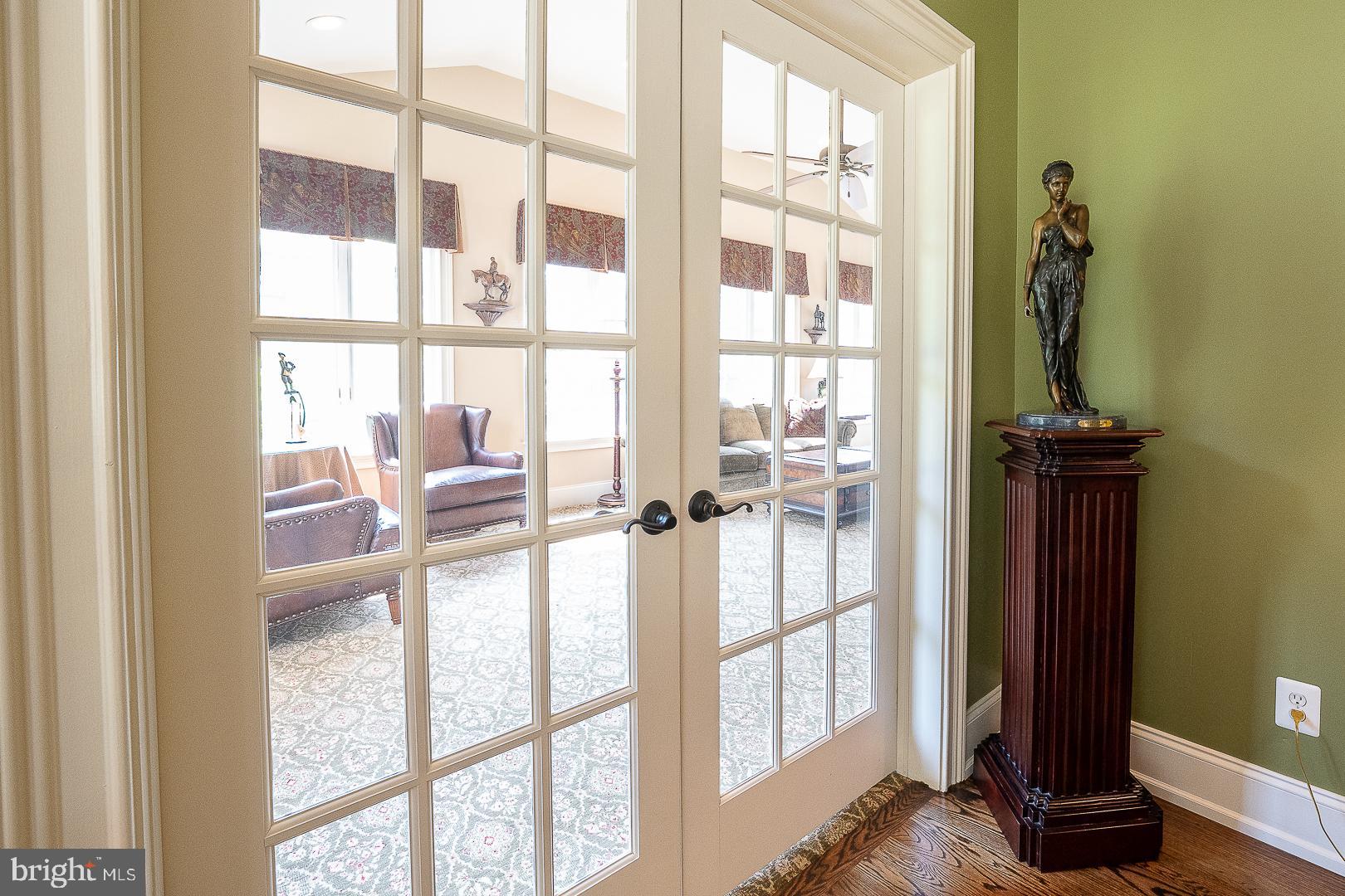 BLACKBERRY HILL - Residential