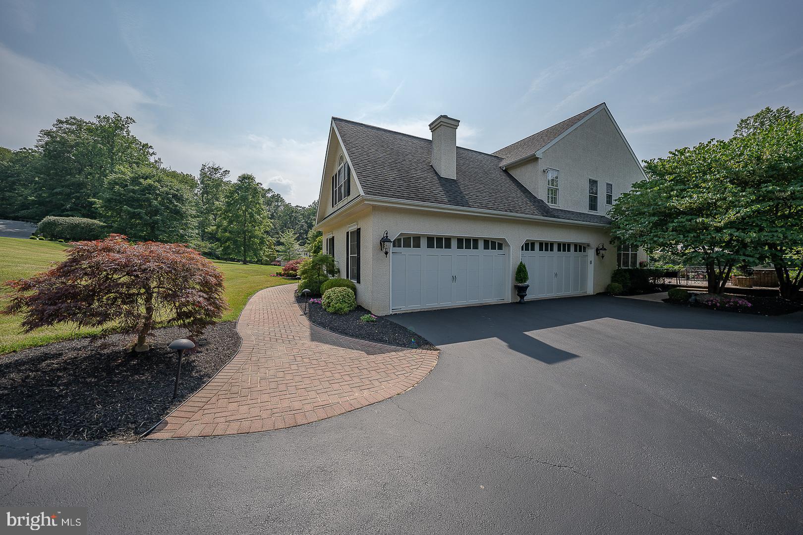 BLACKBERRY HILL - Residential