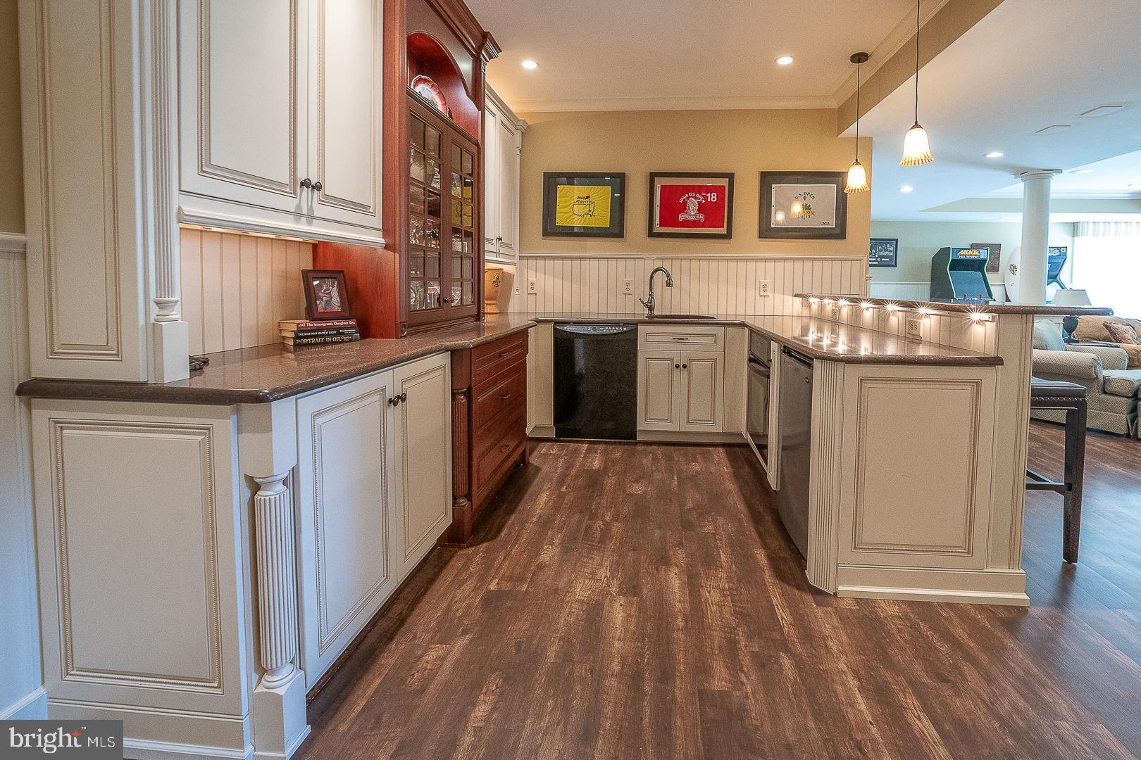 BLACKBERRY HILL - Residential