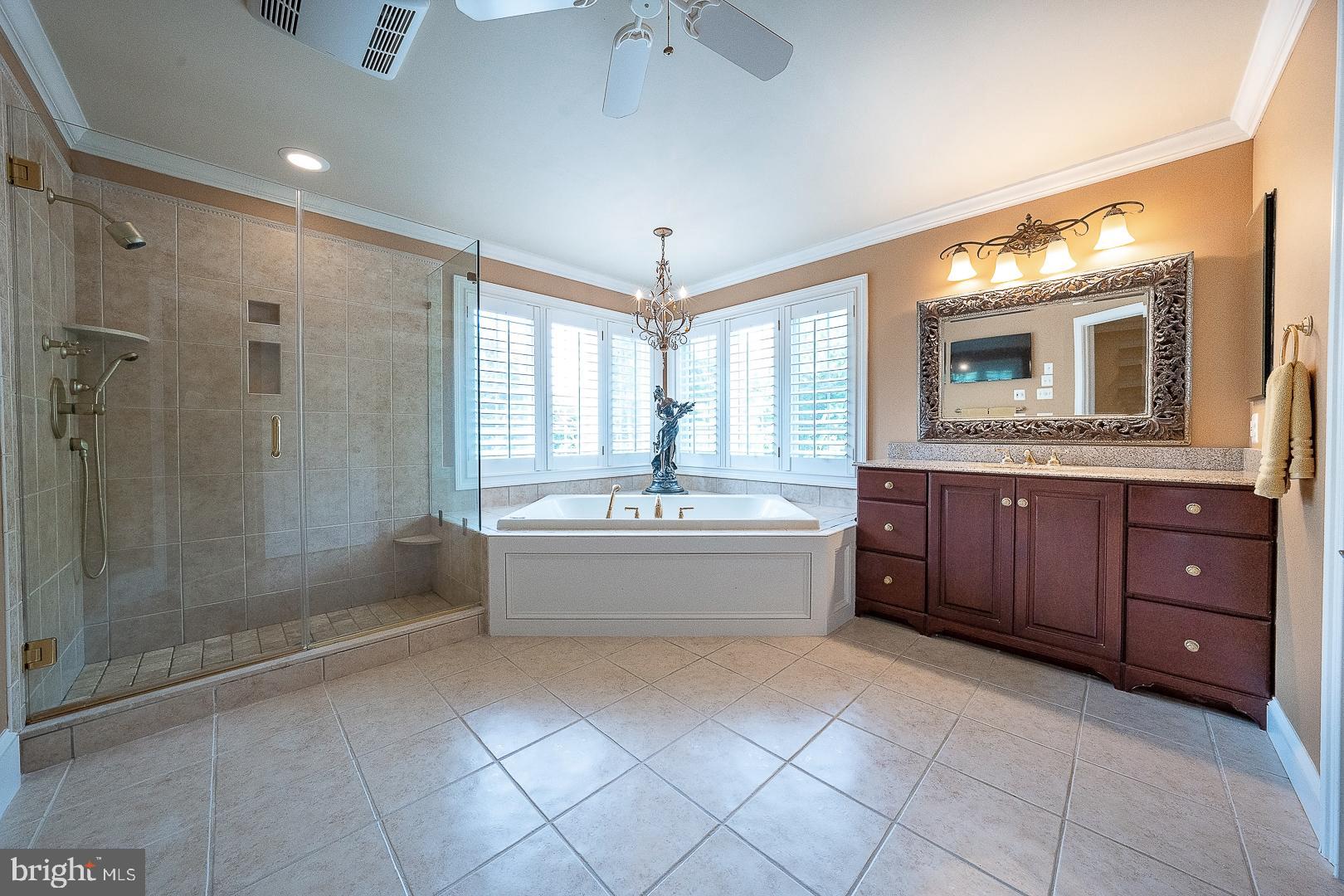 BLACKBERRY HILL - Residential