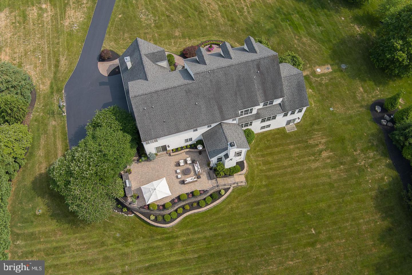 BLACKBERRY HILL - Residential