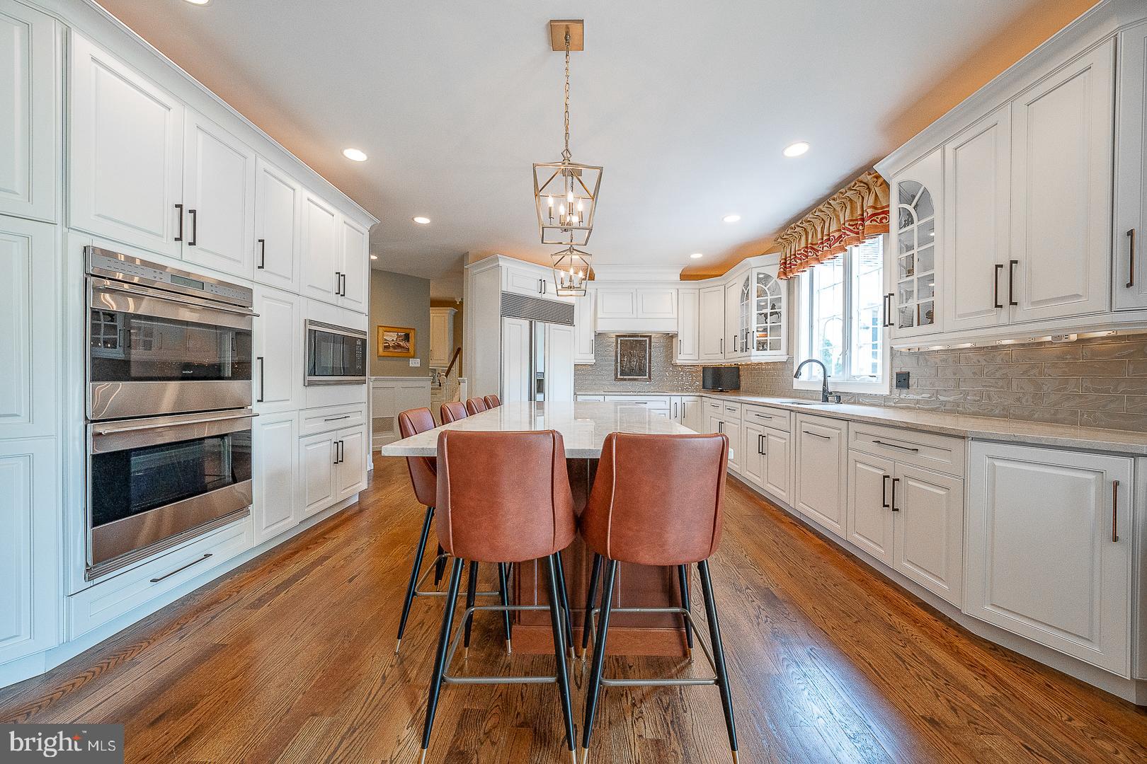 BLACKBERRY HILL - Residential