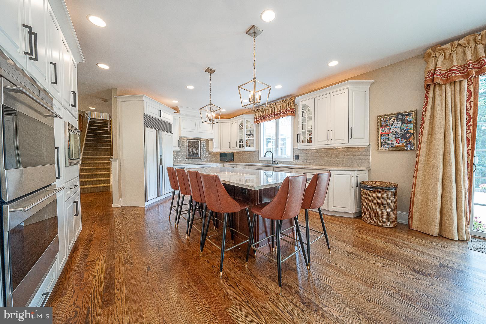 BLACKBERRY HILL - Residential