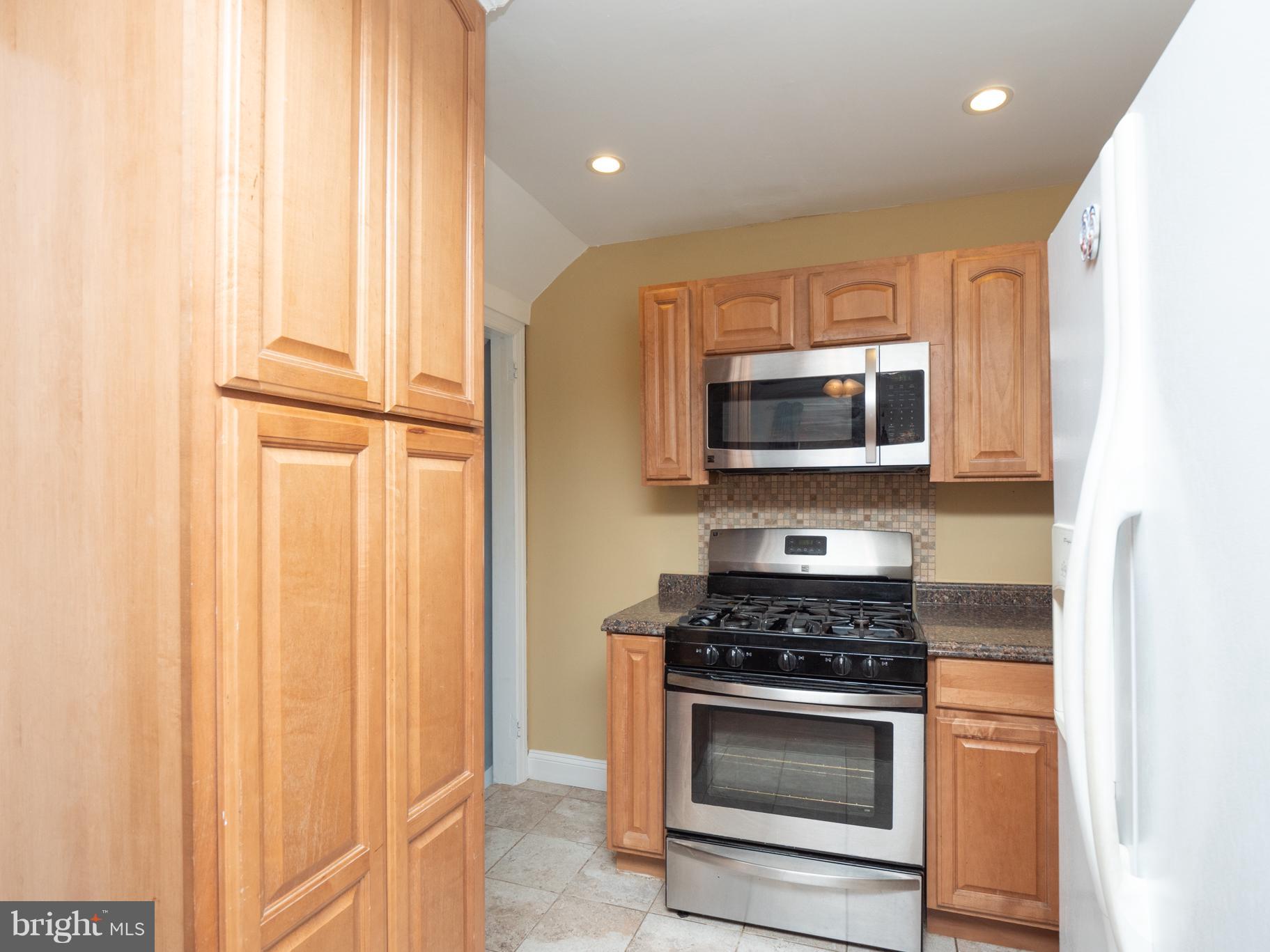 ARUNDEL VILLAGE - Residential