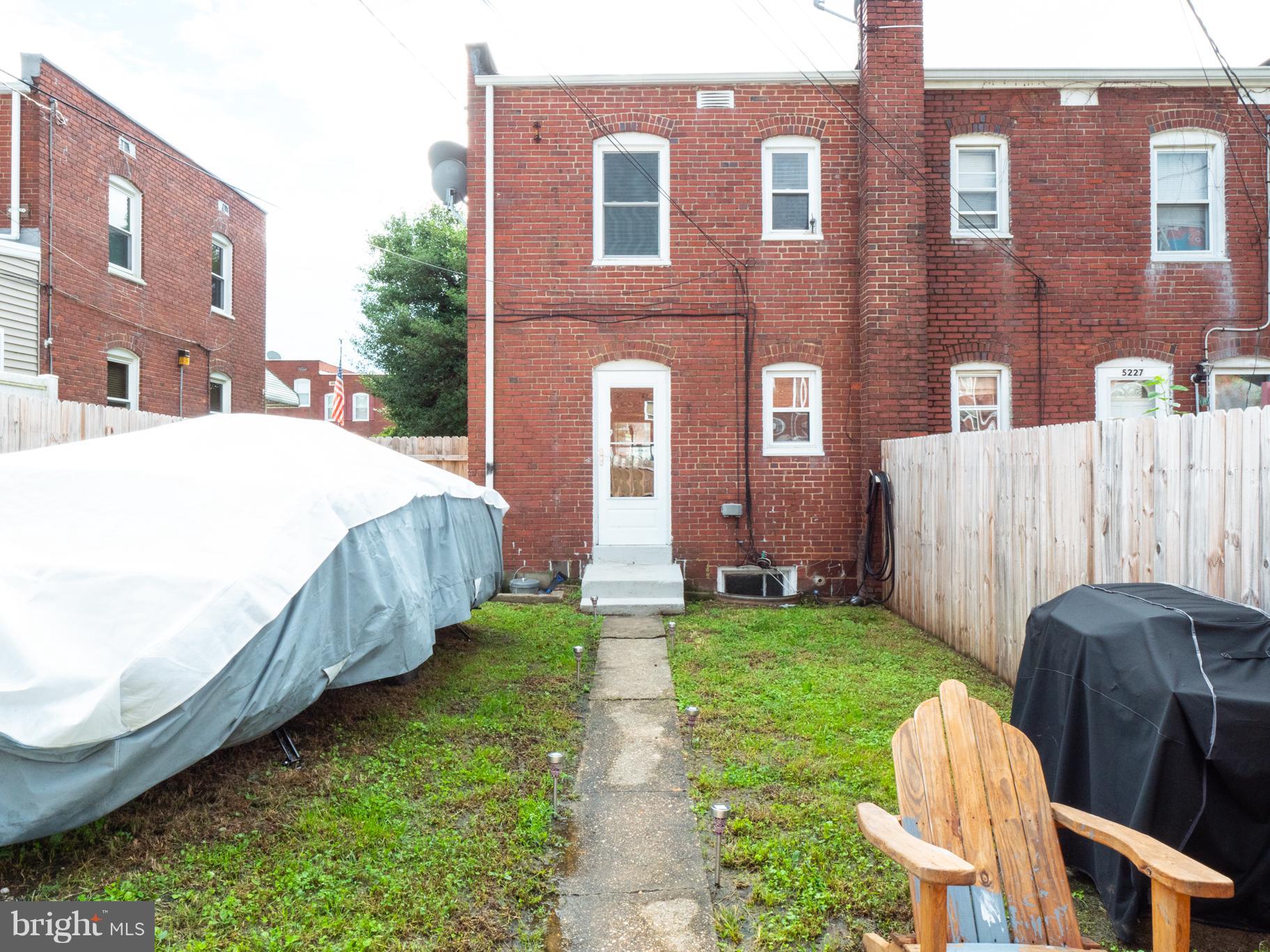 ARUNDEL VILLAGE - Residential