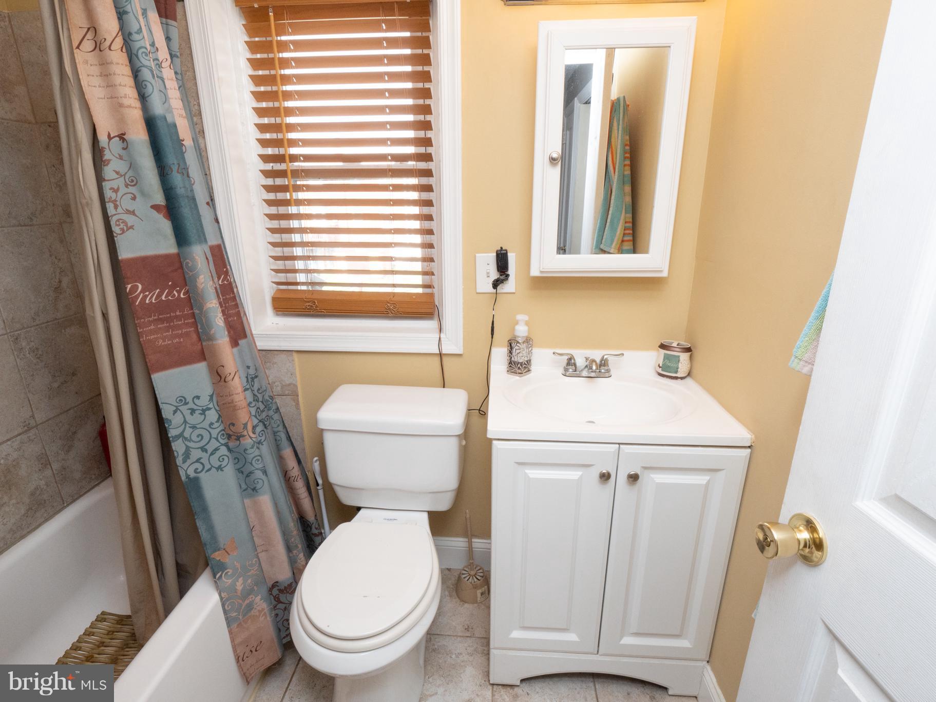 ARUNDEL VILLAGE - Residential