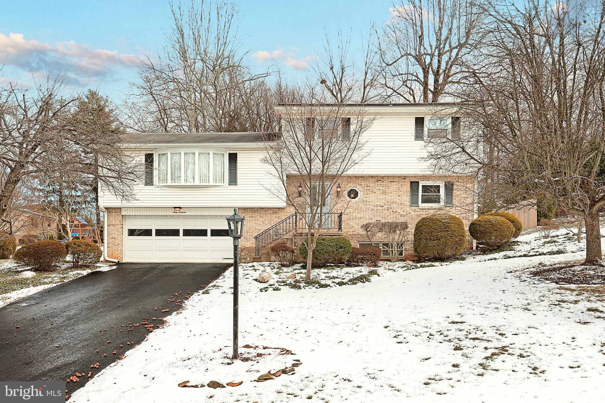 ARLINGTON PARK - Residential