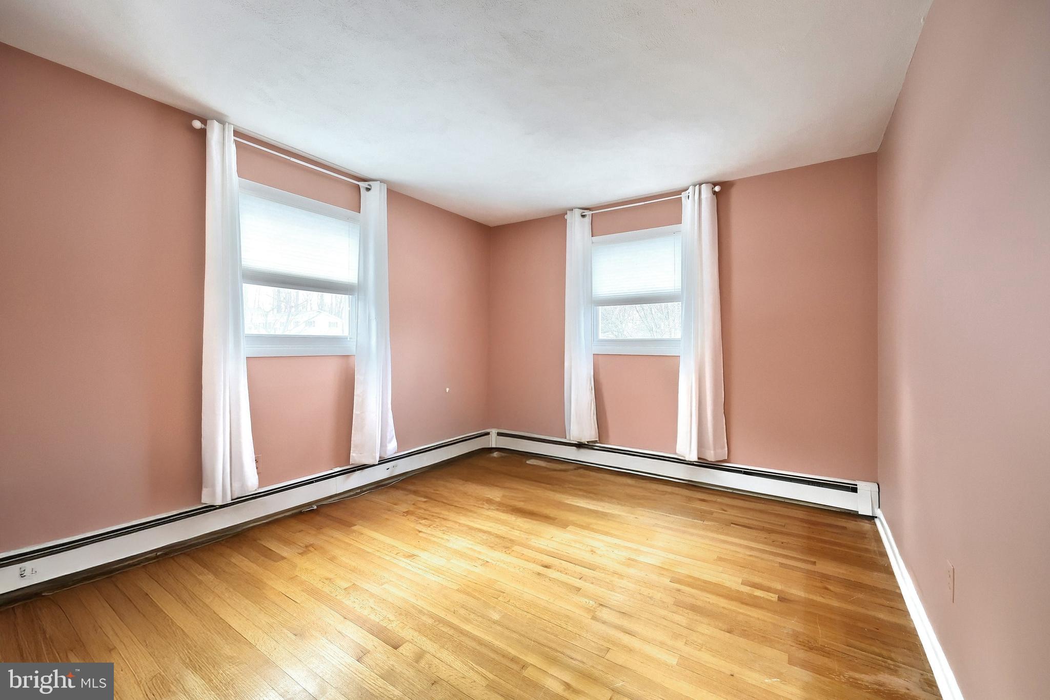 ARLINGTON PARK - Residential