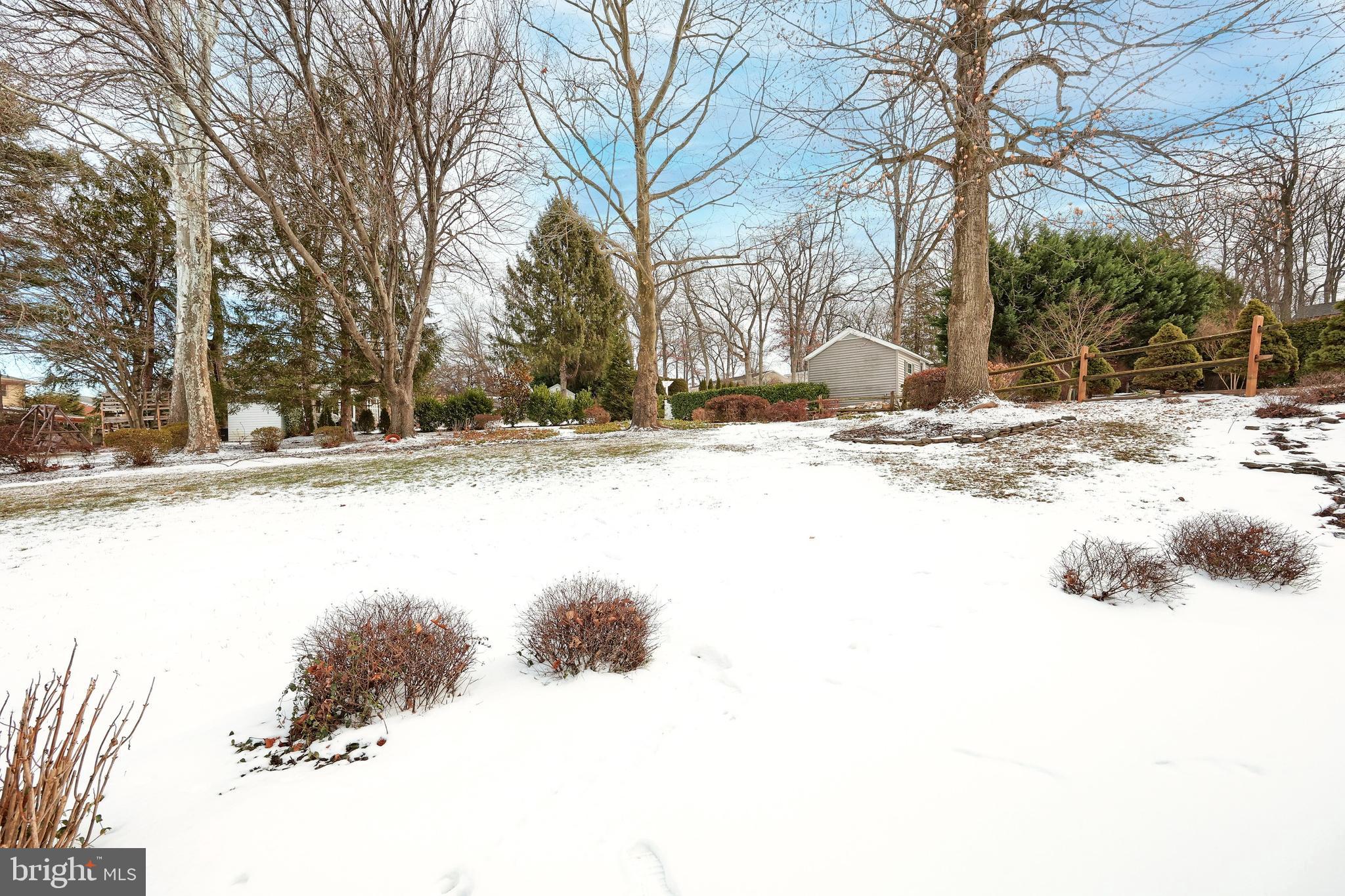 ARLINGTON PARK - Residential