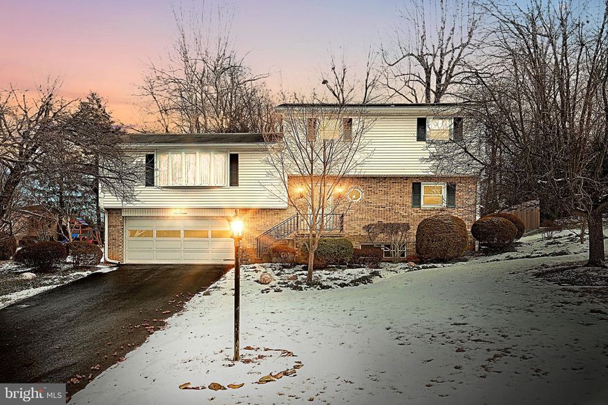 This meticulously maintained split-level home in Dallastown Schools boasts 3BRs, 2.5BAs, a 4-season room, an oversized garage, and more.

Easy Commute: Perfect for I-83 commuters!
Pride of Ownership: Newer roof, furnace, gutter protectors, & more!
Flexibility: The office could be a 4th bedroom!
Endless Possibilities: Unfinished basement for expansion!
Your dream life awaits! 🏡 #DallastownLiving #DreamHome