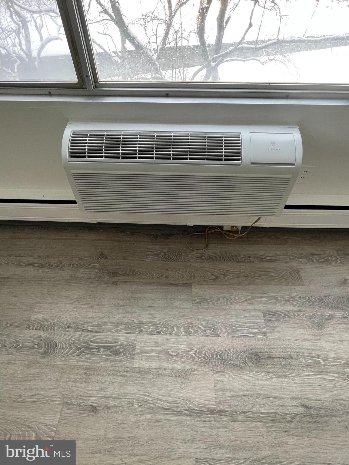 ELKINS PARK HOUSE - Residential