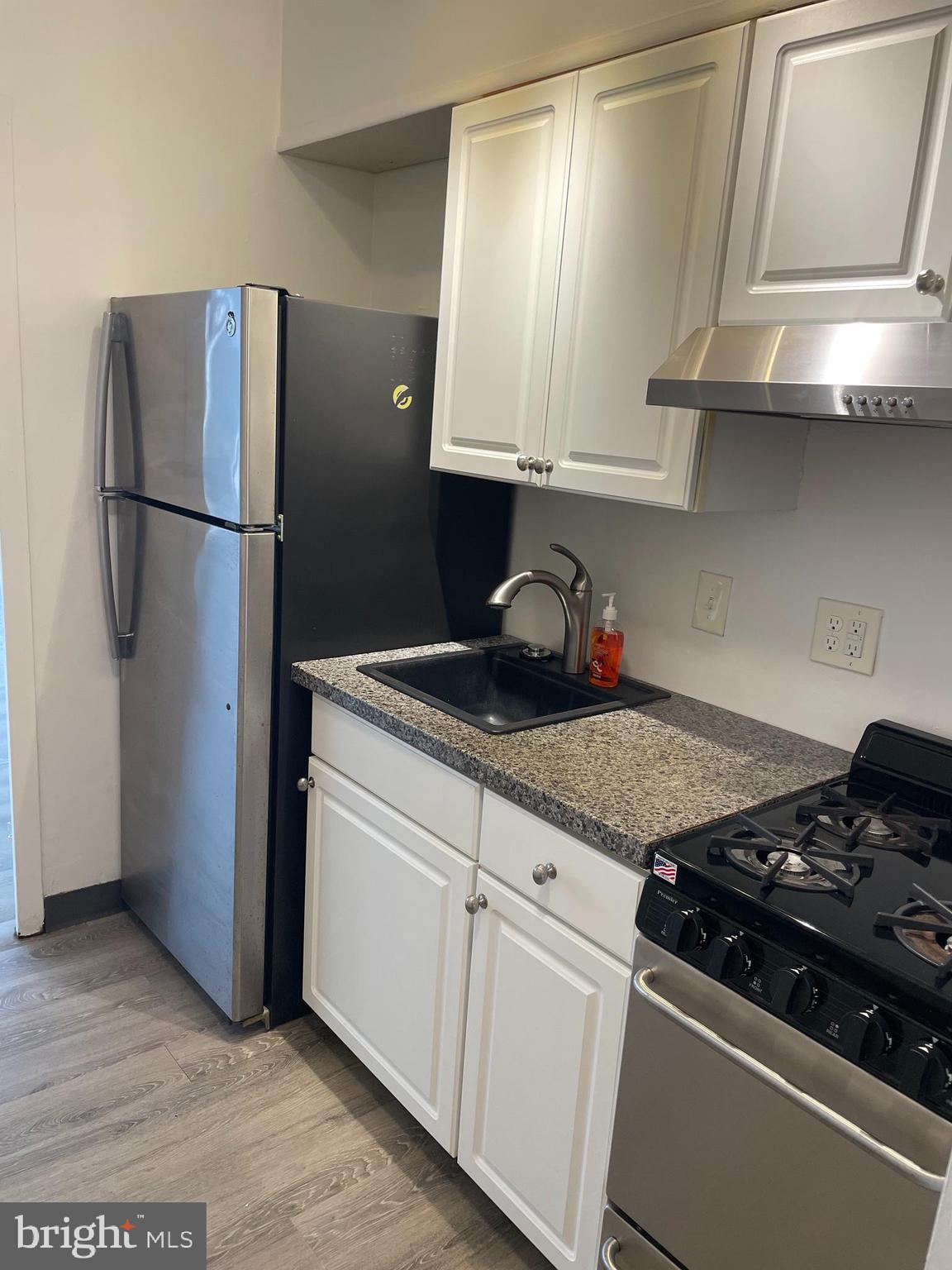 ELKINS PARK HOUSE - Residential