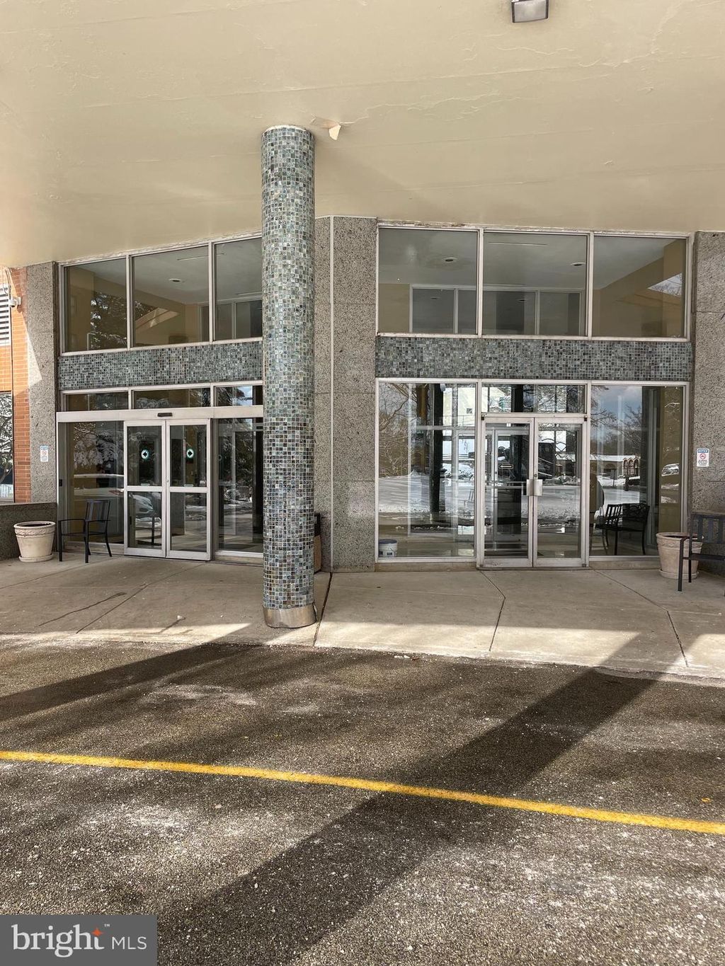 Photo of 7900 Old York Road #311-B, ELKINS PARK, PA 19027 (MLS # PAMC2166318)