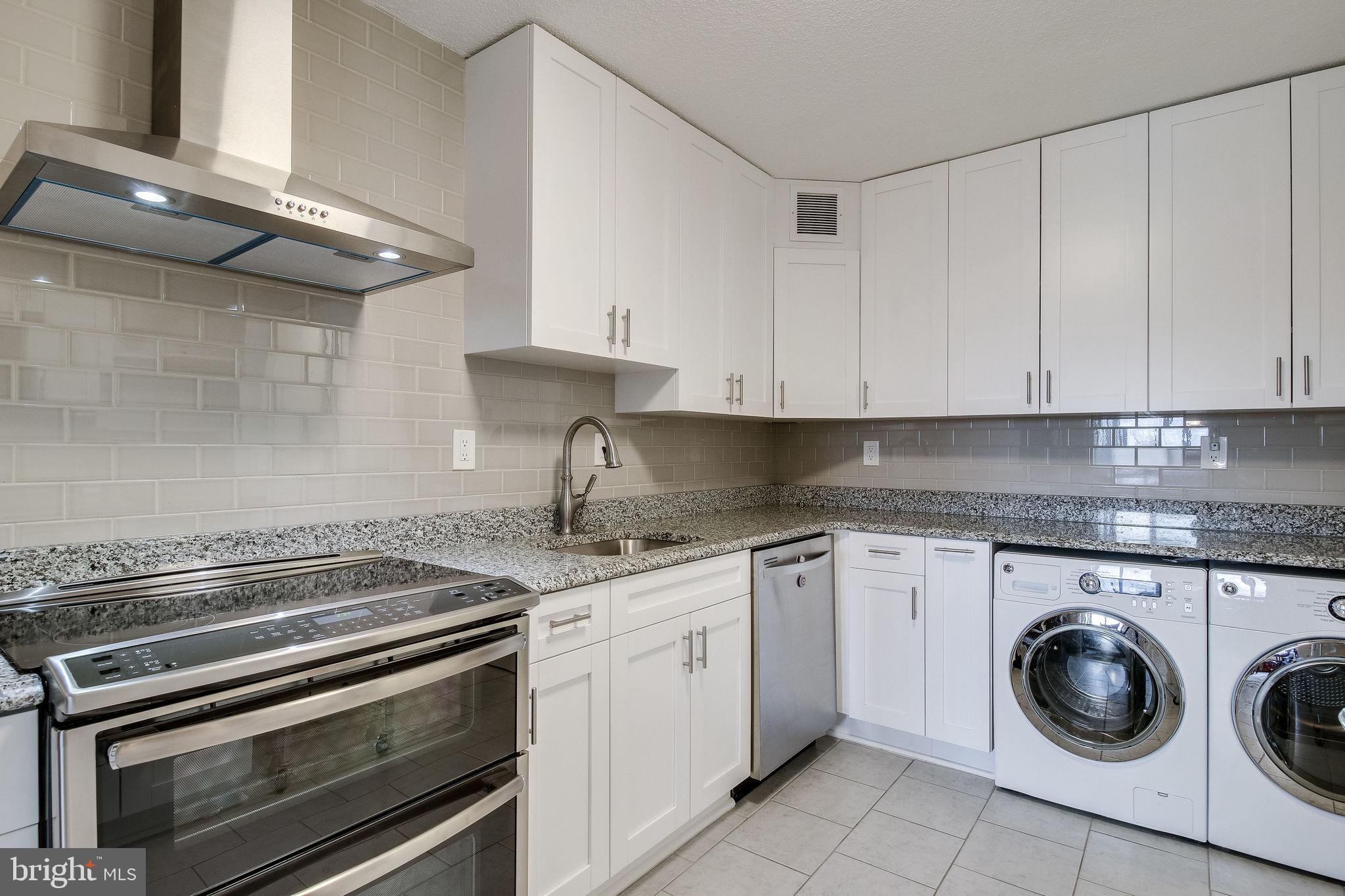 WATERGATE AT LANDMARK - Residential