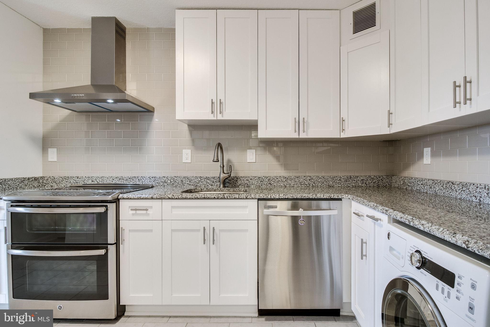 WATERGATE AT LANDMARK - Residential