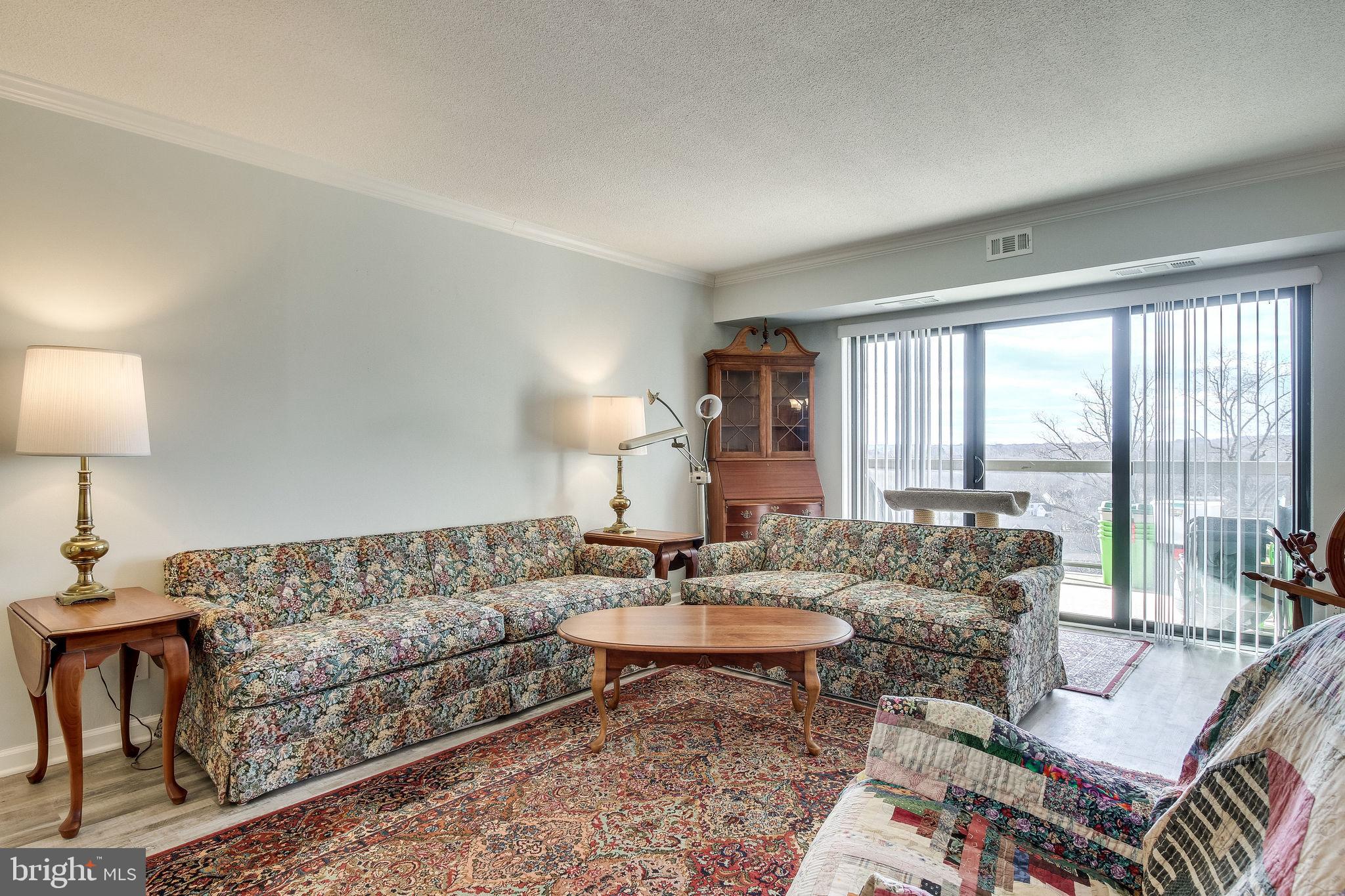 WATERGATE AT LANDMARK - Residential