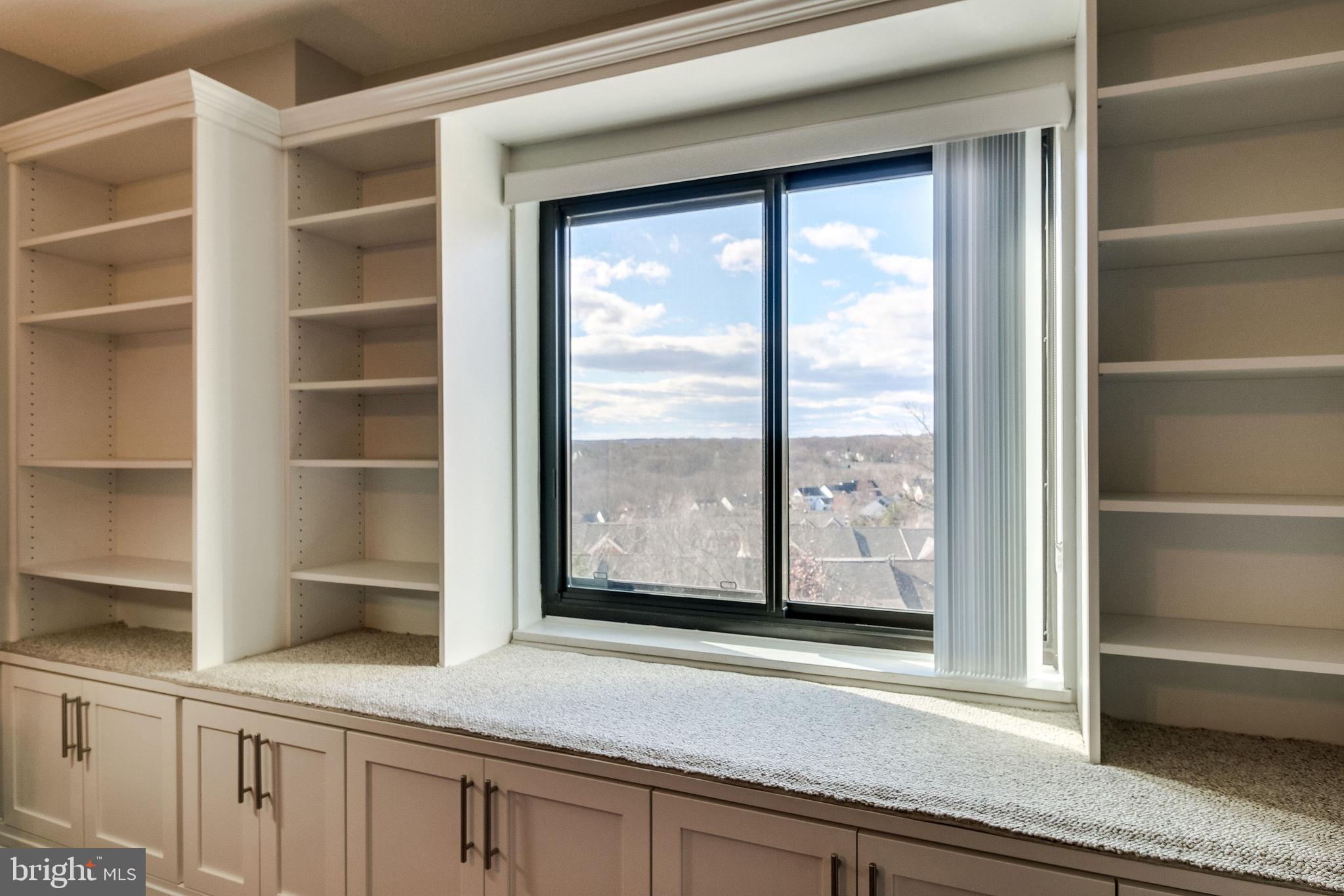 WATERGATE AT LANDMARK - Residential