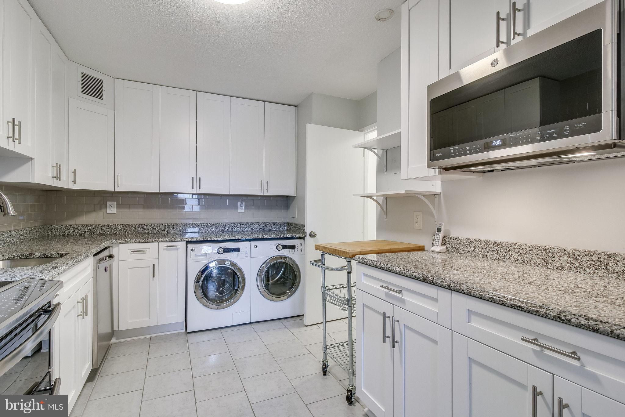 WATERGATE AT LANDMARK - Residential