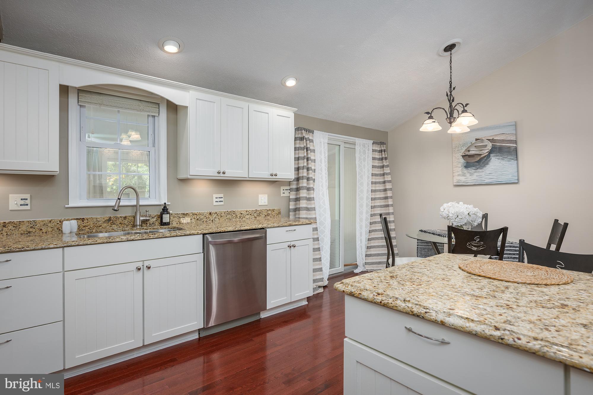 SUNSET BEACH - Residential