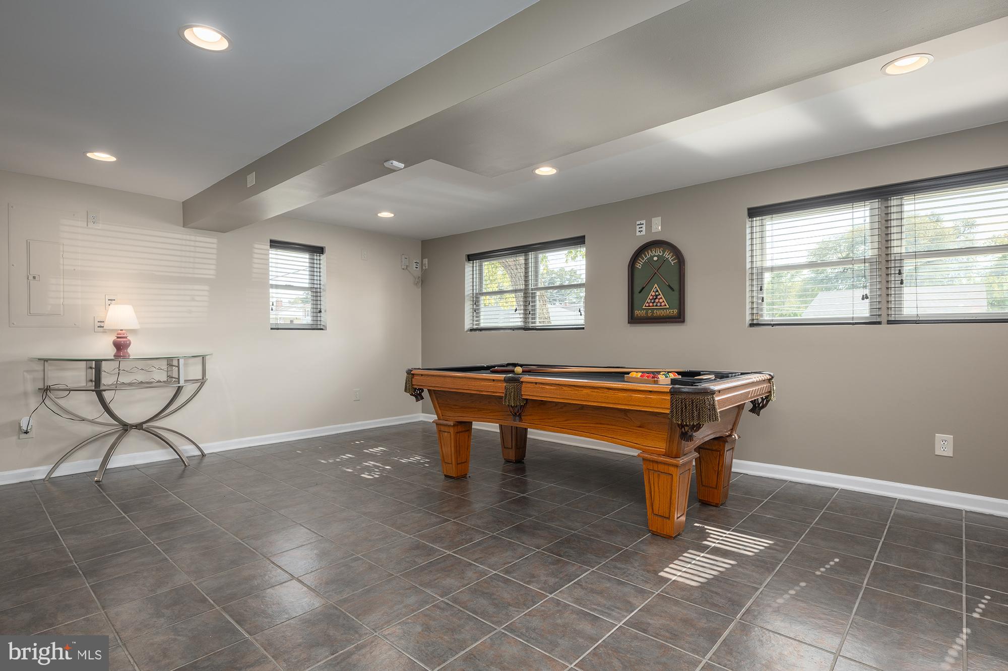 SUNSET BEACH - Residential