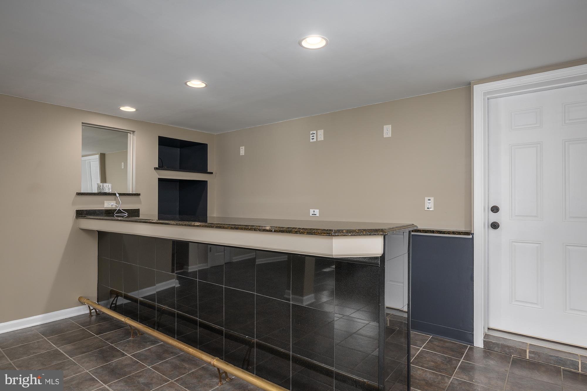 SUNSET BEACH - Residential