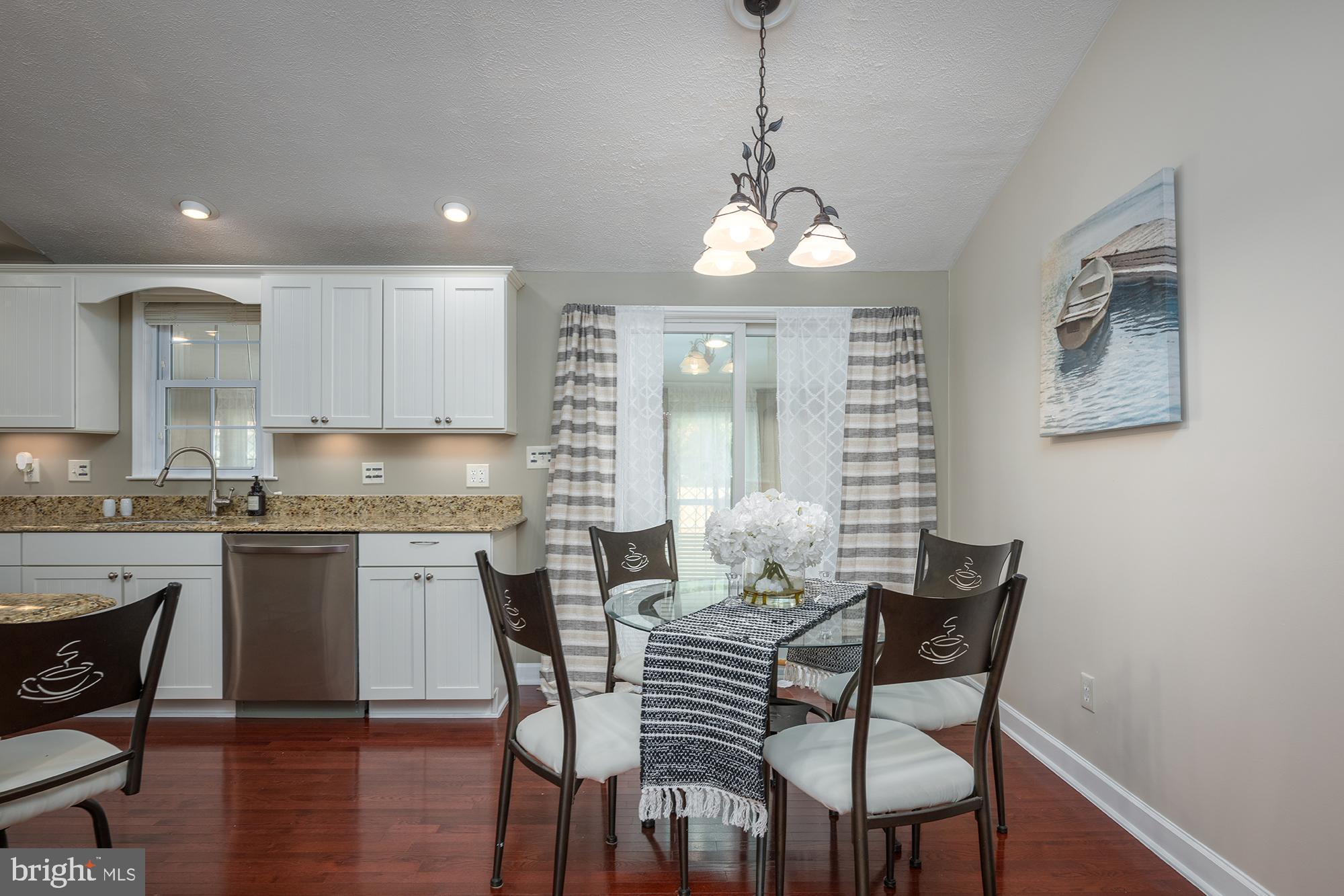 SUNSET BEACH - Residential