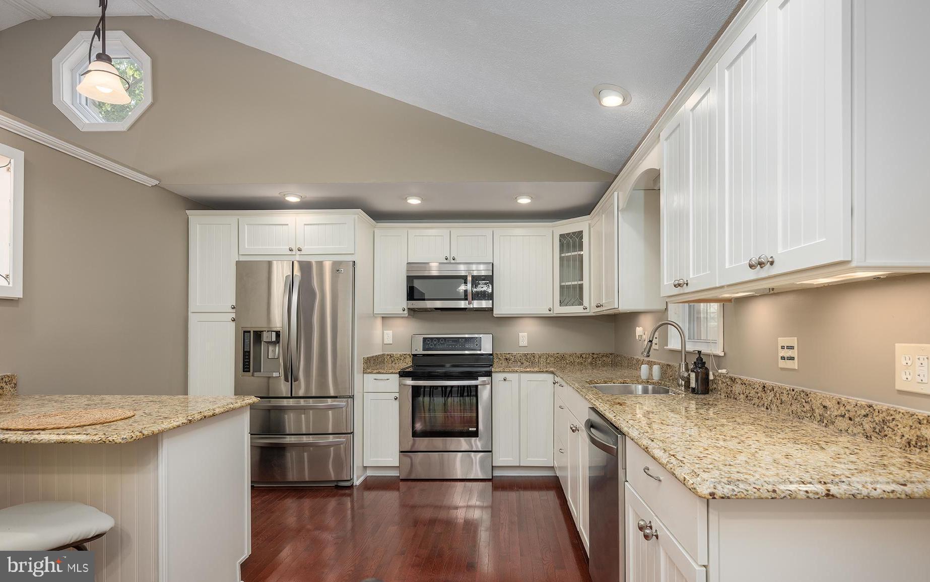 SUNSET BEACH - Residential