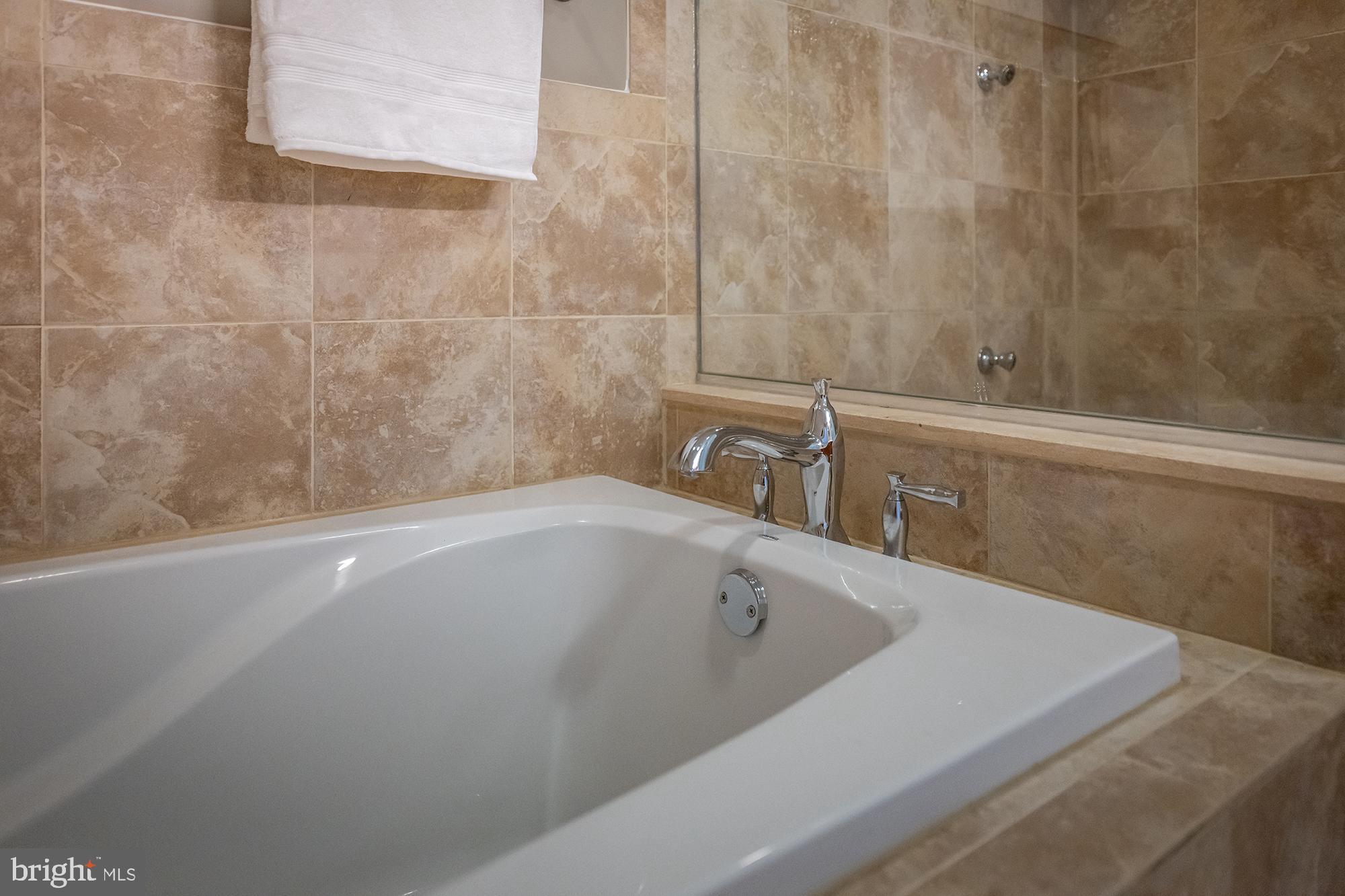 SUNSET BEACH - Residential