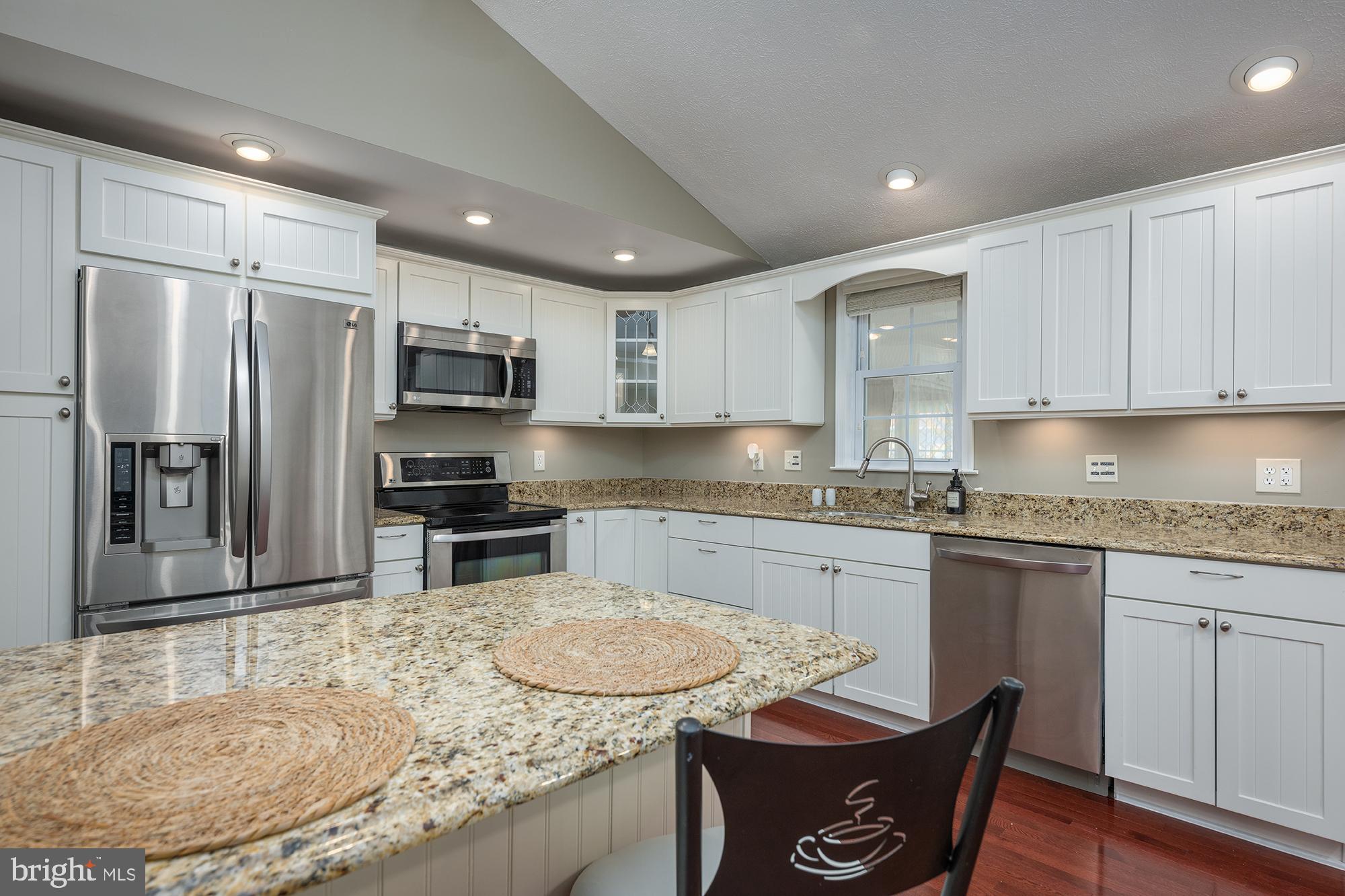 SUNSET BEACH - Residential