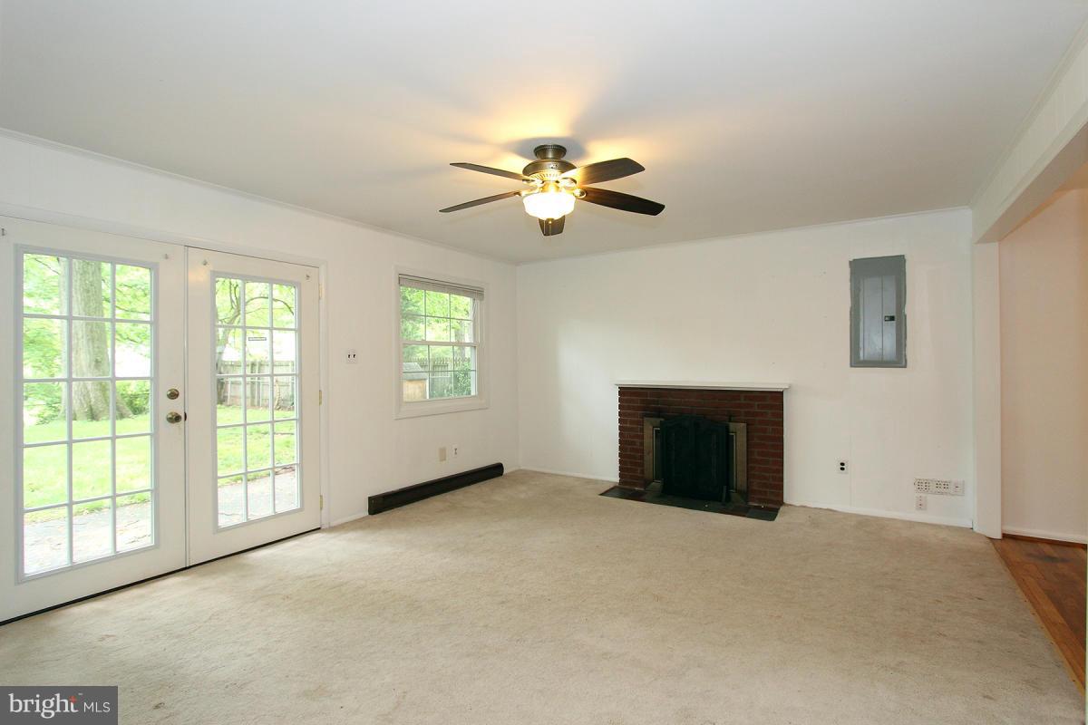 PIMMIT HILLS - Residential